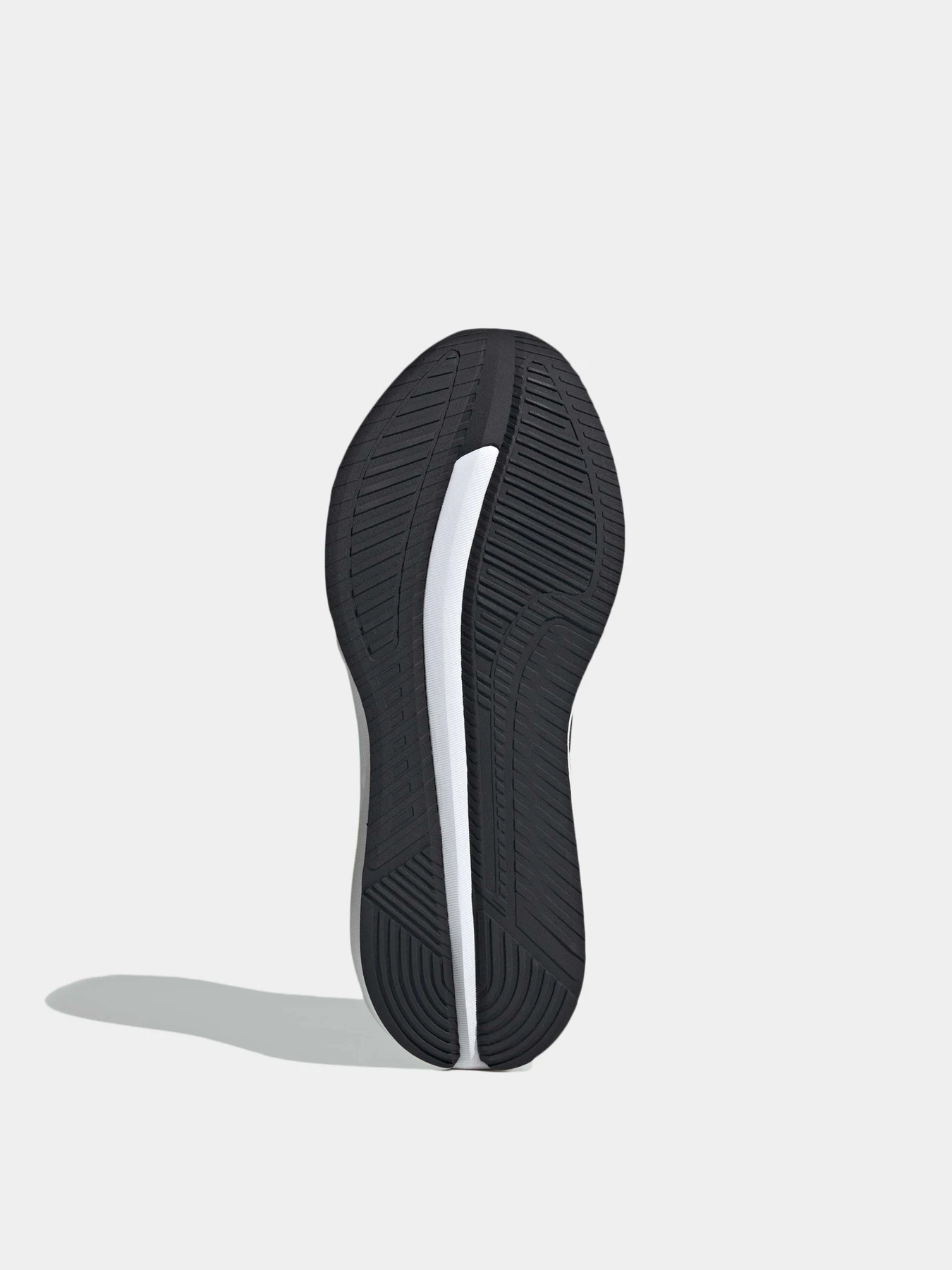 Кроссовки Adidas модель JP6600 Кроссовки Adidas модель JP6600 Фото
