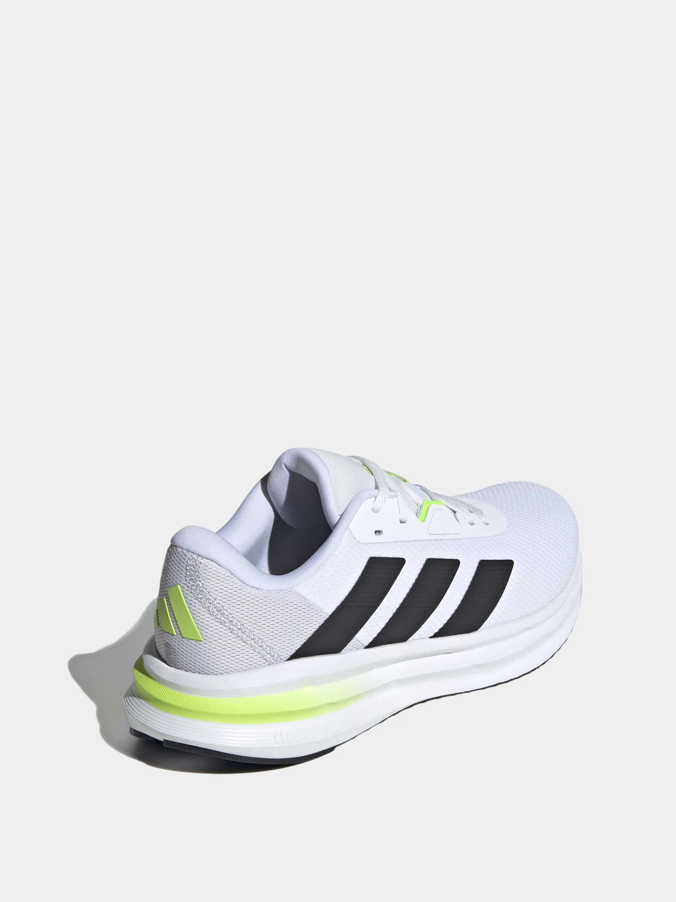 Кроссовки Adidas модель JP6600 Кроссовки Adidas модель JP6600 Фото