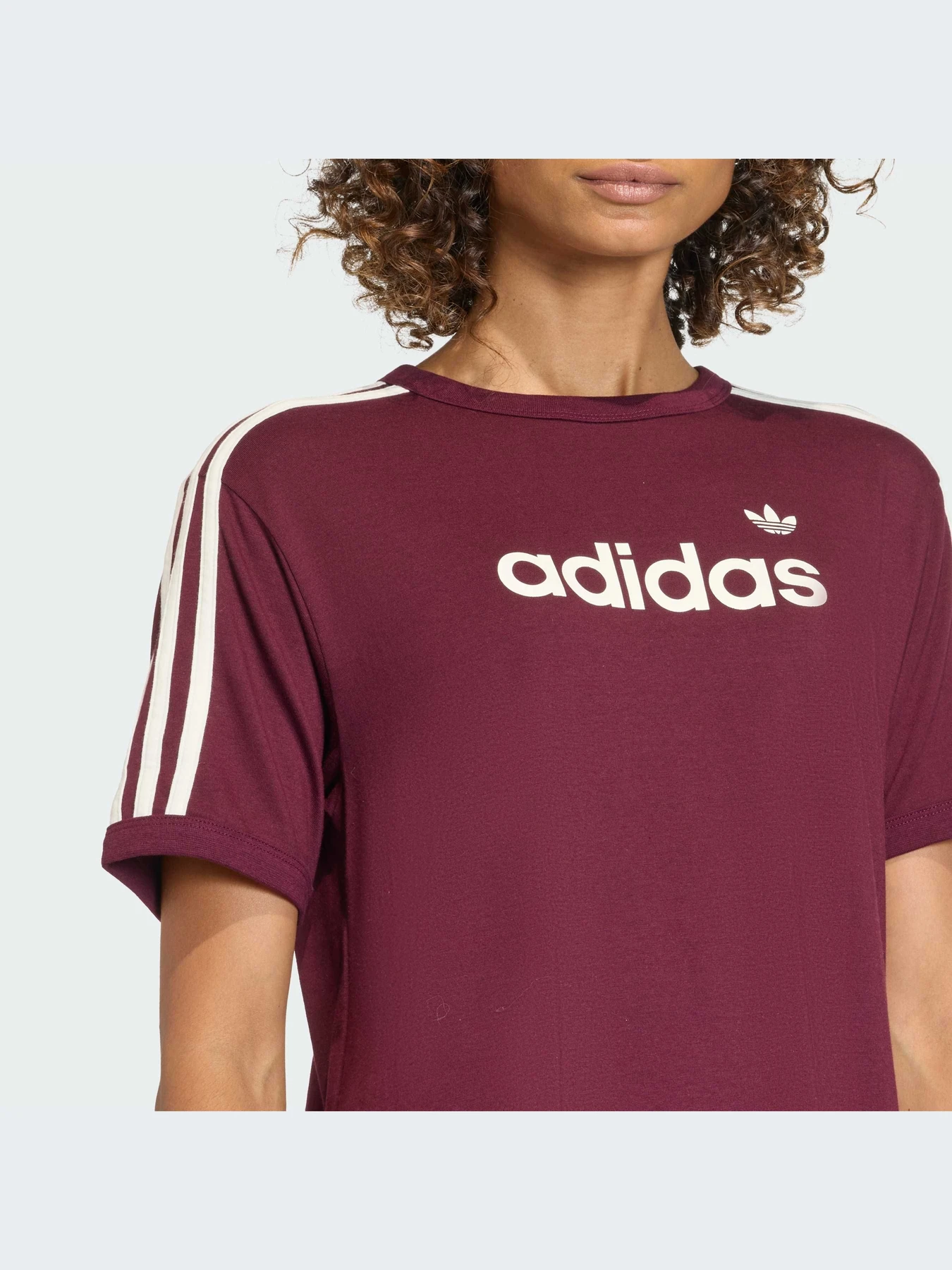 Футболки и поло Adidas Adicolor модель KD3710-KZ Футболки и поло Adidas Adicolor модель KD3710-KZ Фото