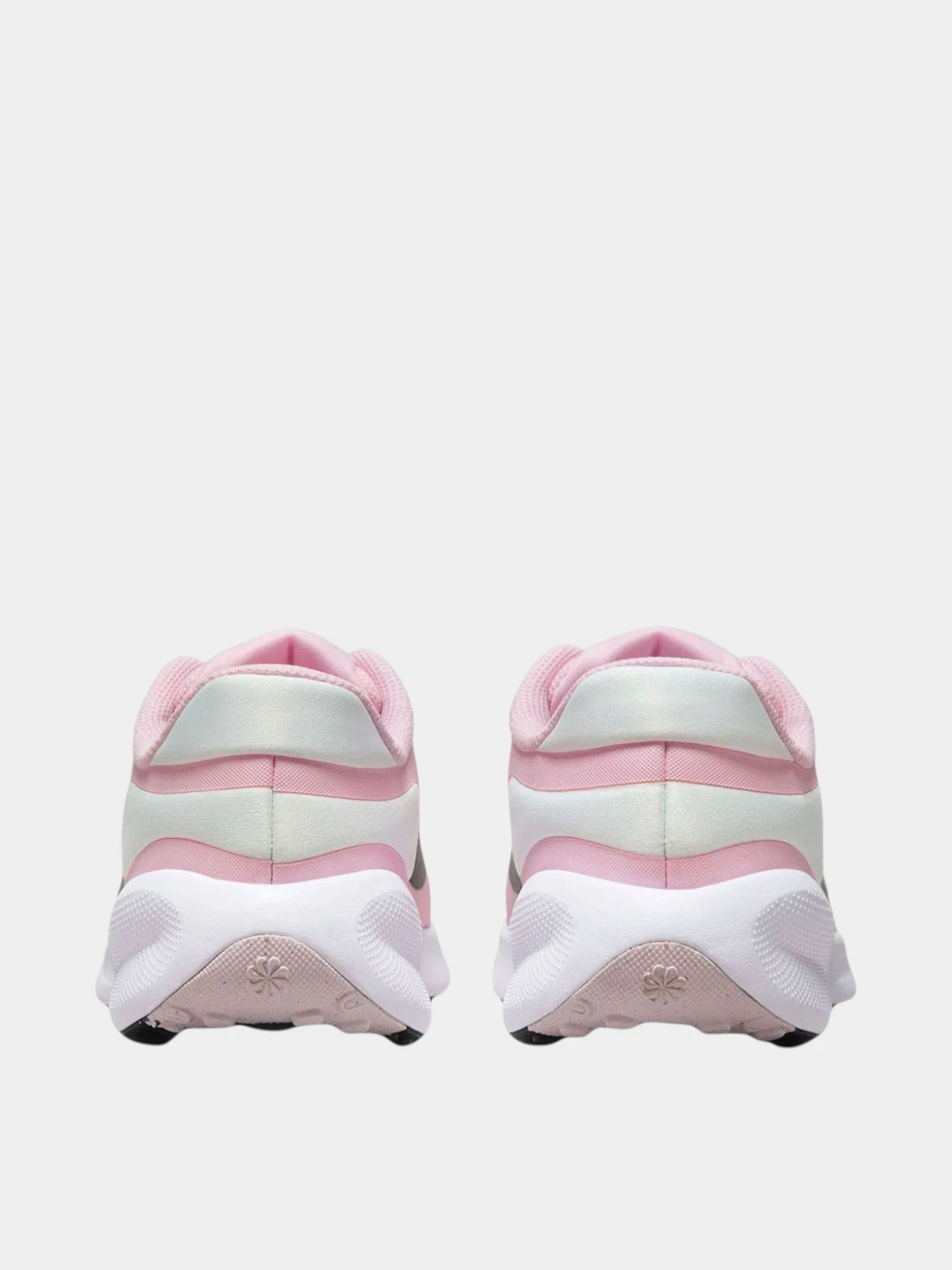 Кроссовки NIKE NIKE REVOLUTION 7 (GS) модель 102056263 Кроссовки NIKE NIKE REVOLUTION 7 (GS) модель 102056263 Фото