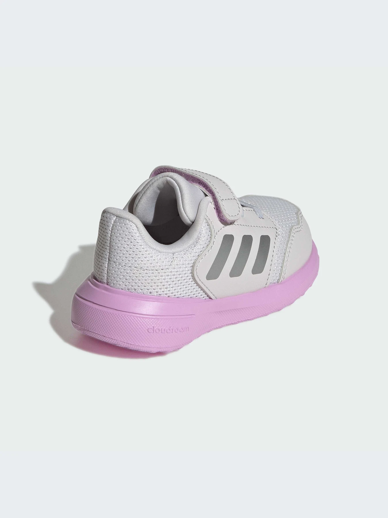 Кроссовки Adidas модель IH8901-KZ Кроссовки Adidas модель IH8901-KZ Фото