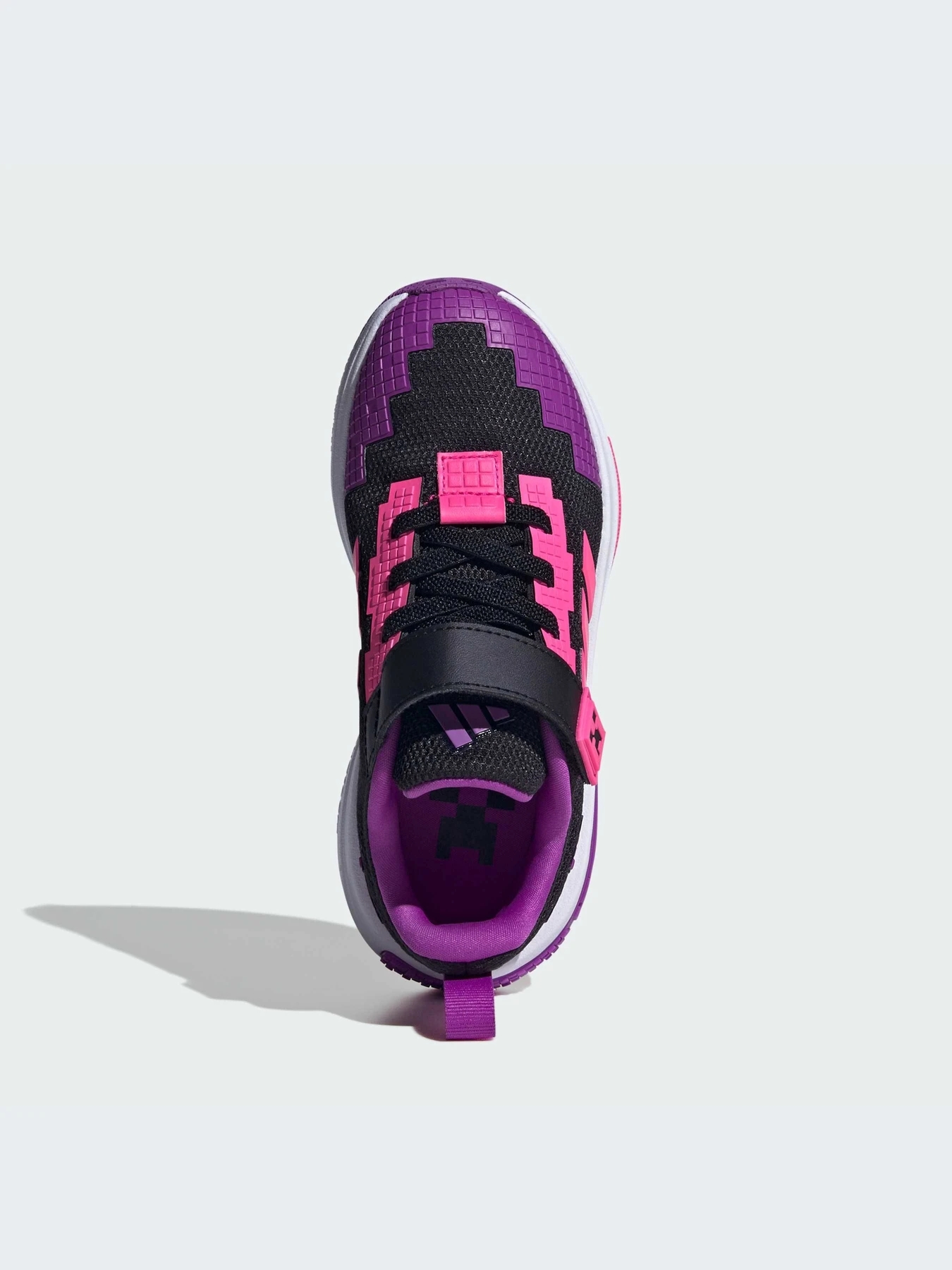 Кроссовки Adidas модель HQ7424-KZ Кроссовки Adidas модель HQ7424-KZ Фото
