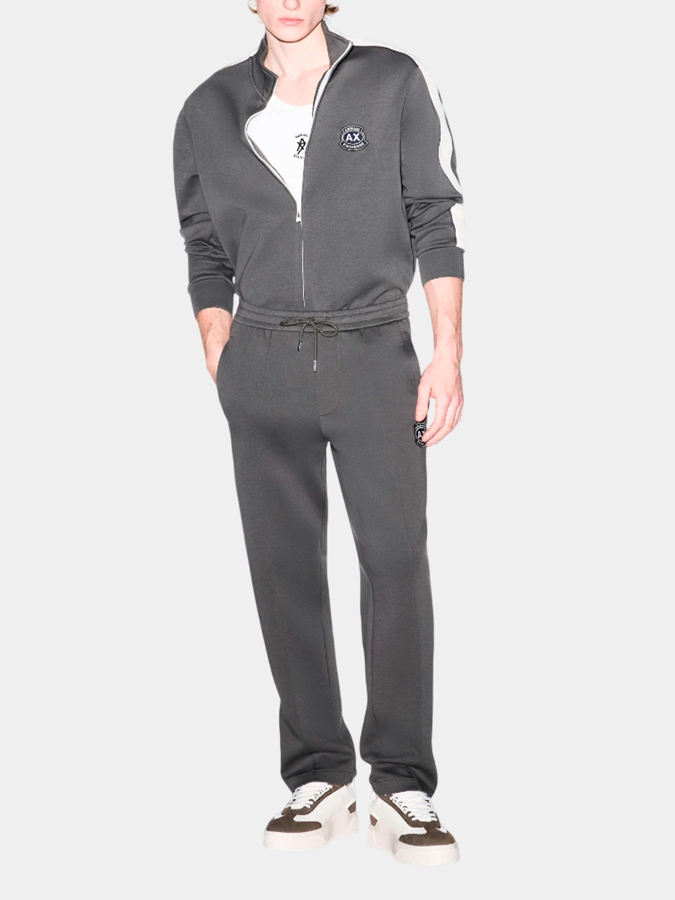 Брюки Armani Exchange модель XM002368-AF13047-U8144 Брюки Armani Exchange модель XM002368-AF13047-U8144 Фото