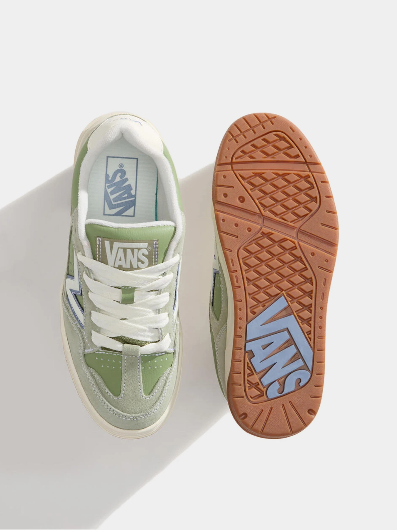 Кроссовки Vans модель VN000D70V0N1 Кроссовки Vans модель VN000D70V0N1 Фото
