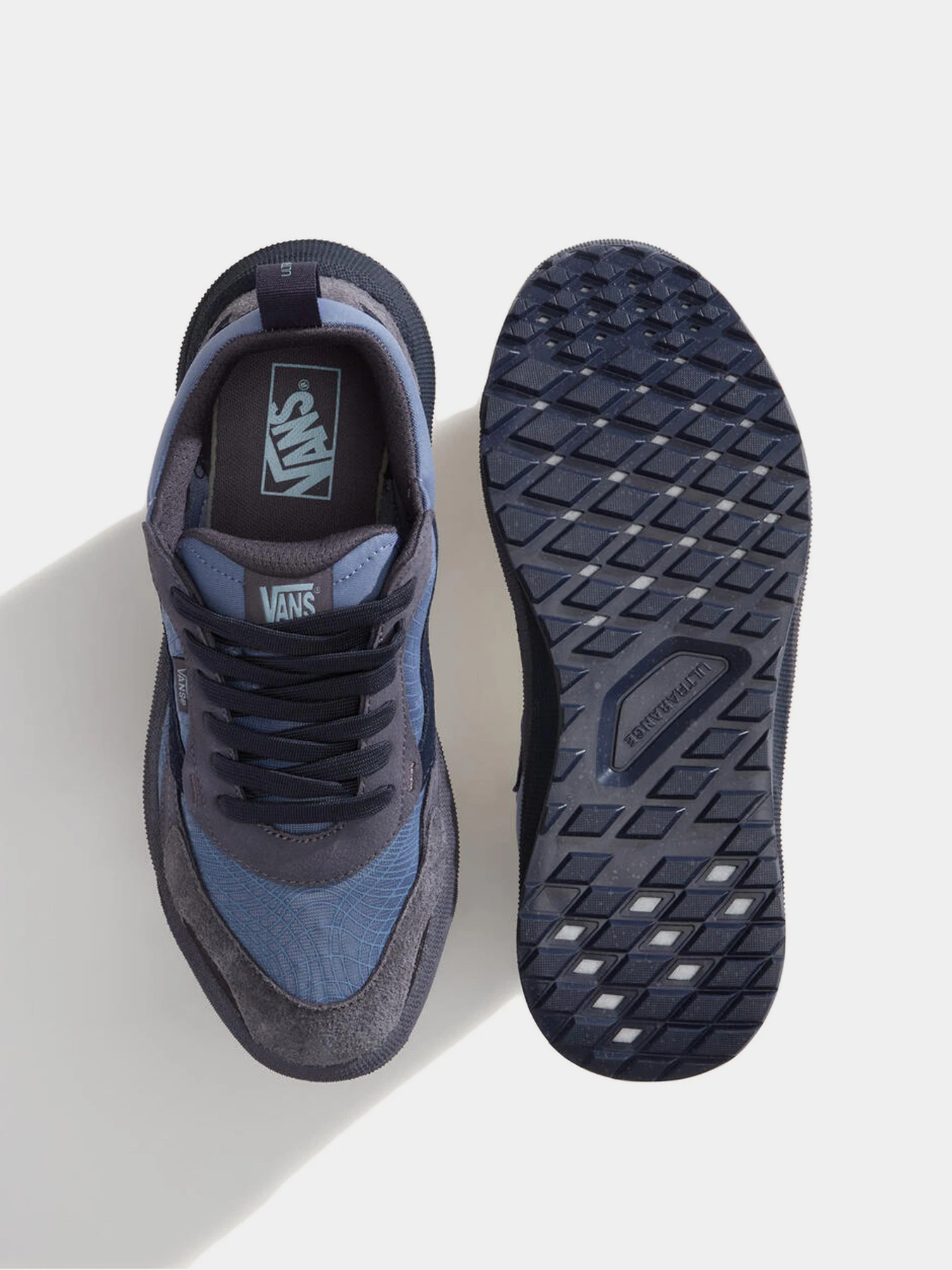 Кроссовки Vans модель VN000EJ8G6P1 Фото