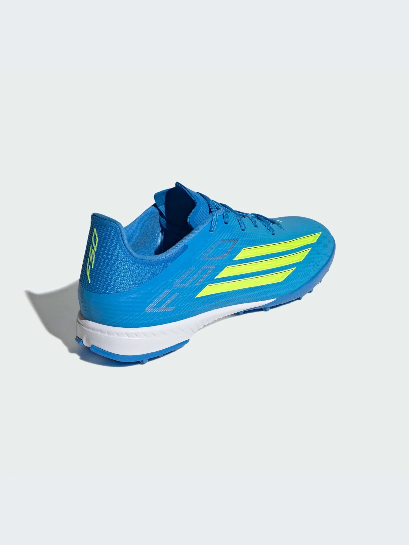 Кроссовки Adidas модель JR8975-KZ Кроссовки Adidas модель JR8975-KZ Фото