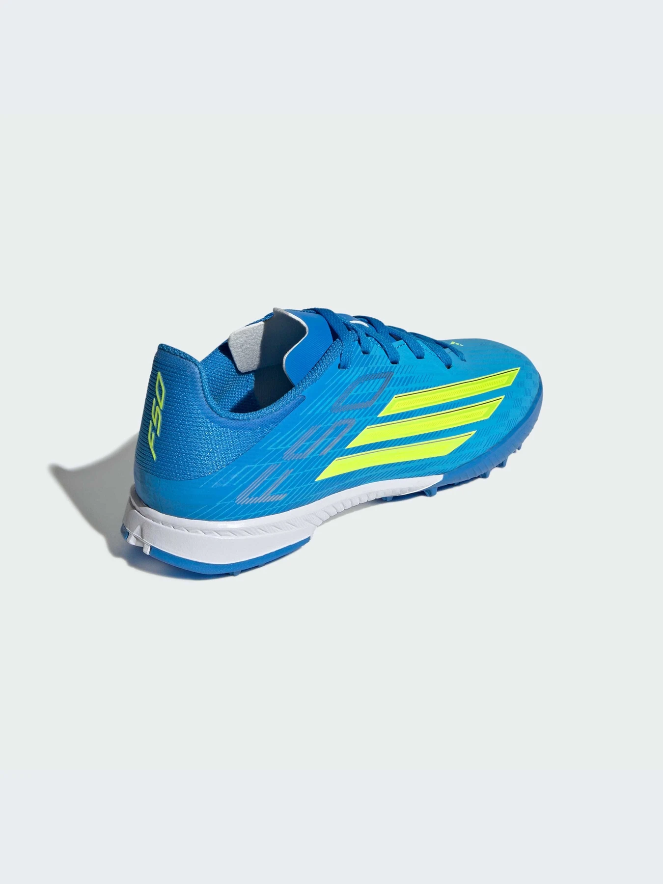 Кроссовки Adidas модель JR9017-KZ Кроссовки Adidas модель JR9017-KZ Фото