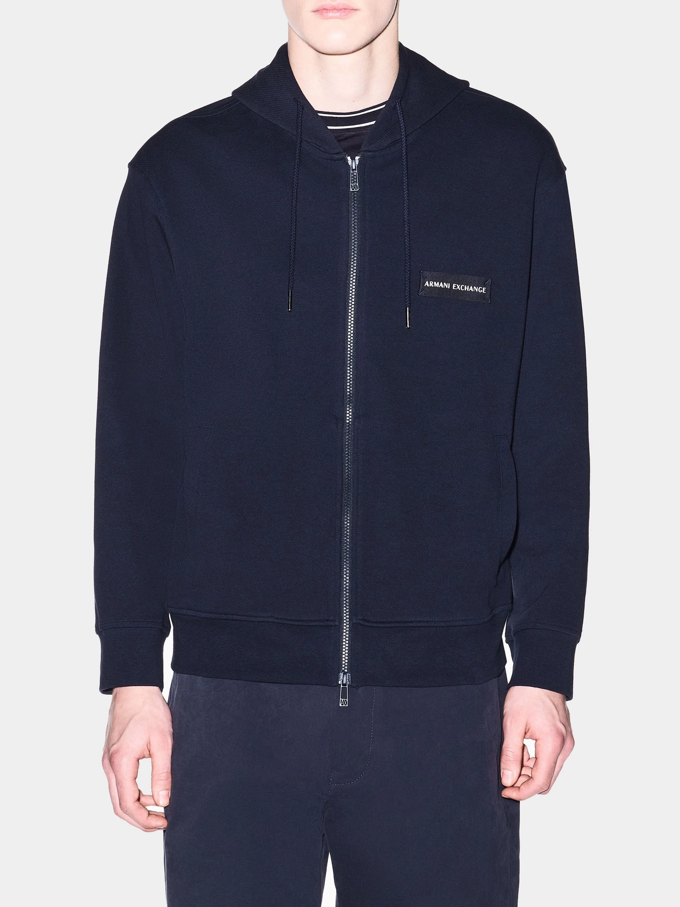 Худи и свитшоты Armani Exchange модель XM002352-AF21869-UB101 Худи и свитшоты Armani Exchange модель XM002352-AF21869-UB101 Фото