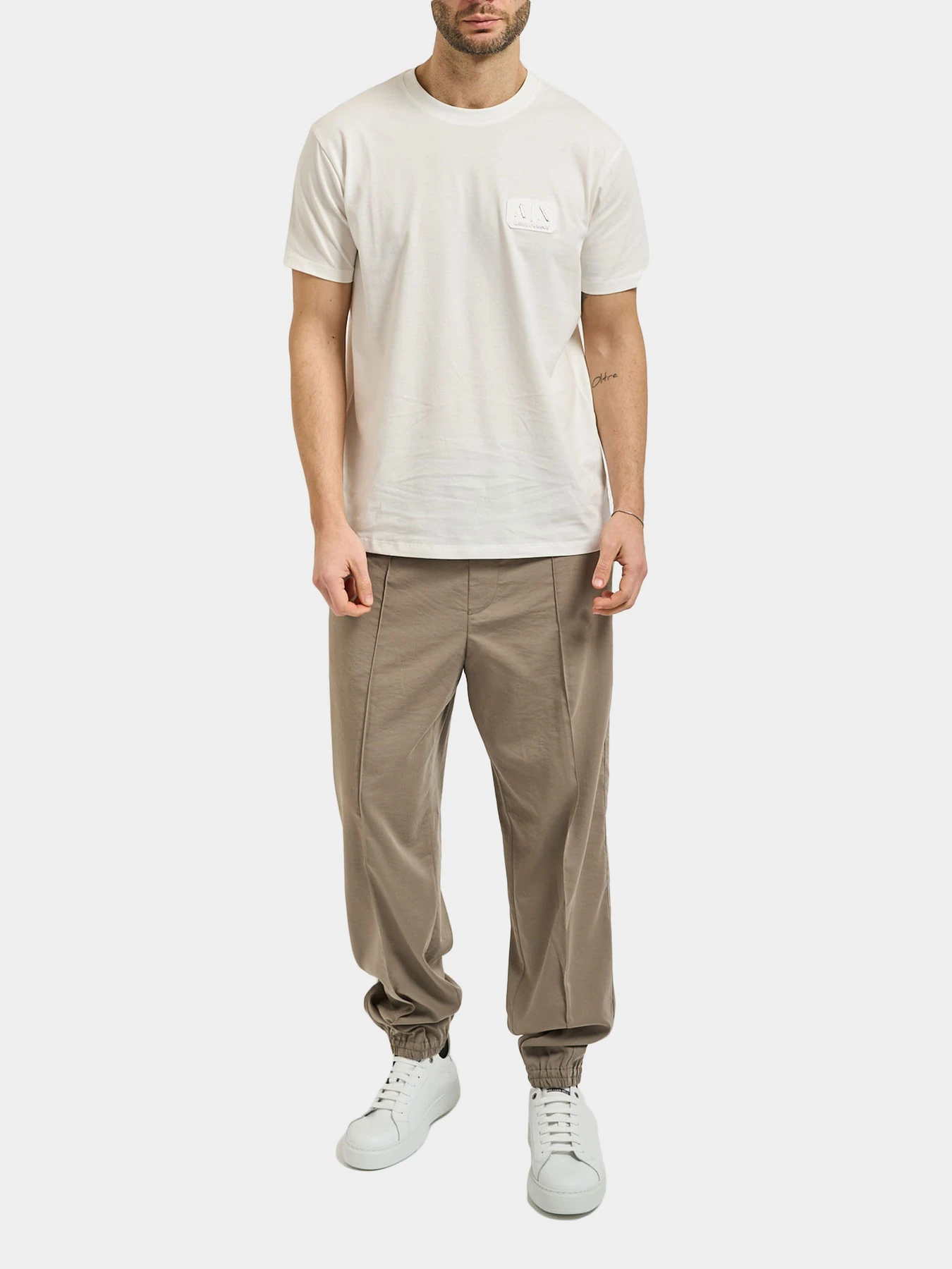 Брюки Armani Exchange модель XM002570-AF22545-U6229 Брюки Armani Exchange модель XM002570-AF22545-U6229 Фото