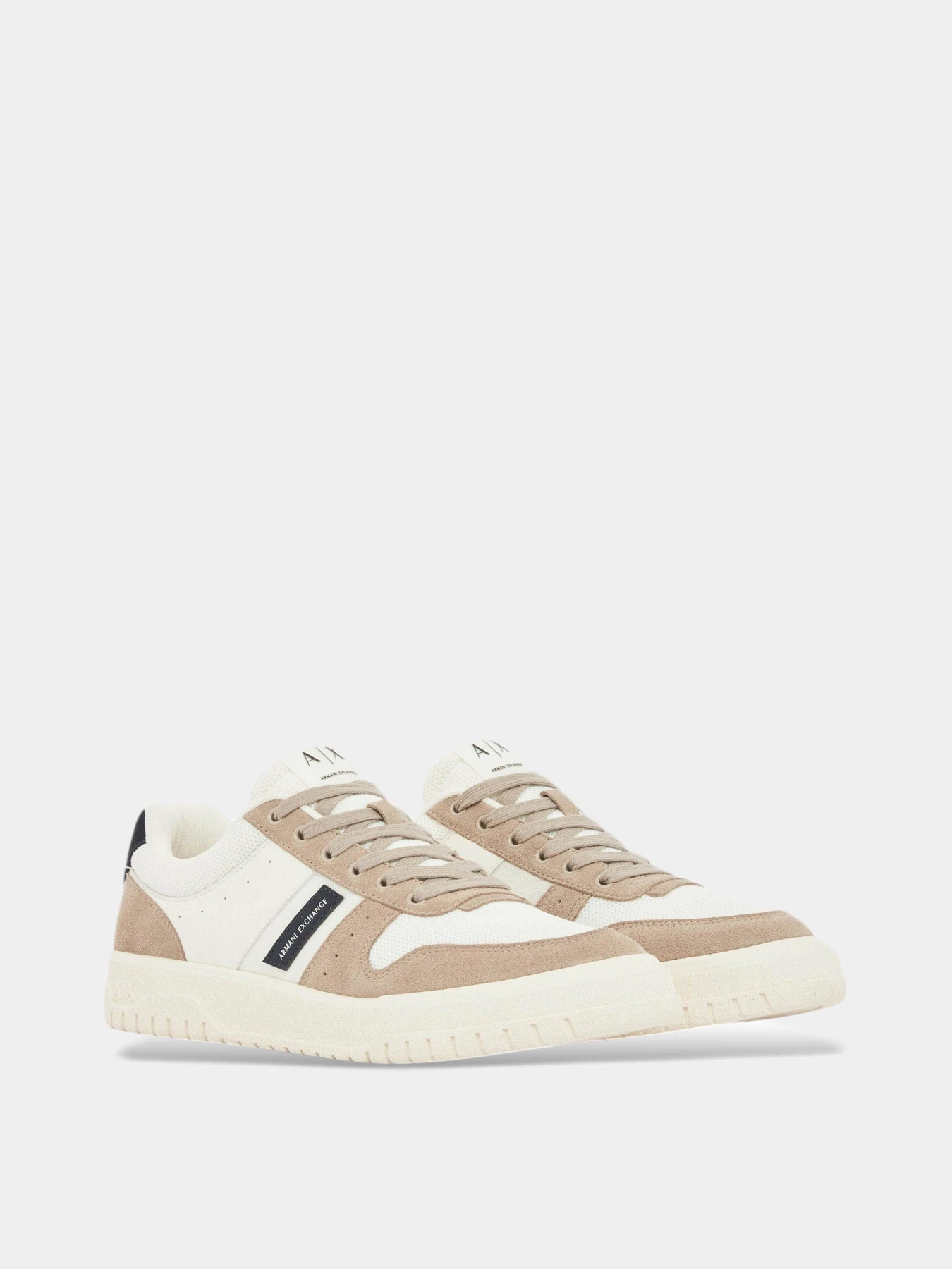 Кроссовки Armani Exchange модель XM002622-AF22773-M1314 Кроссовки Armani Exchange модель XM002622-AF22773-M1314 Фото
