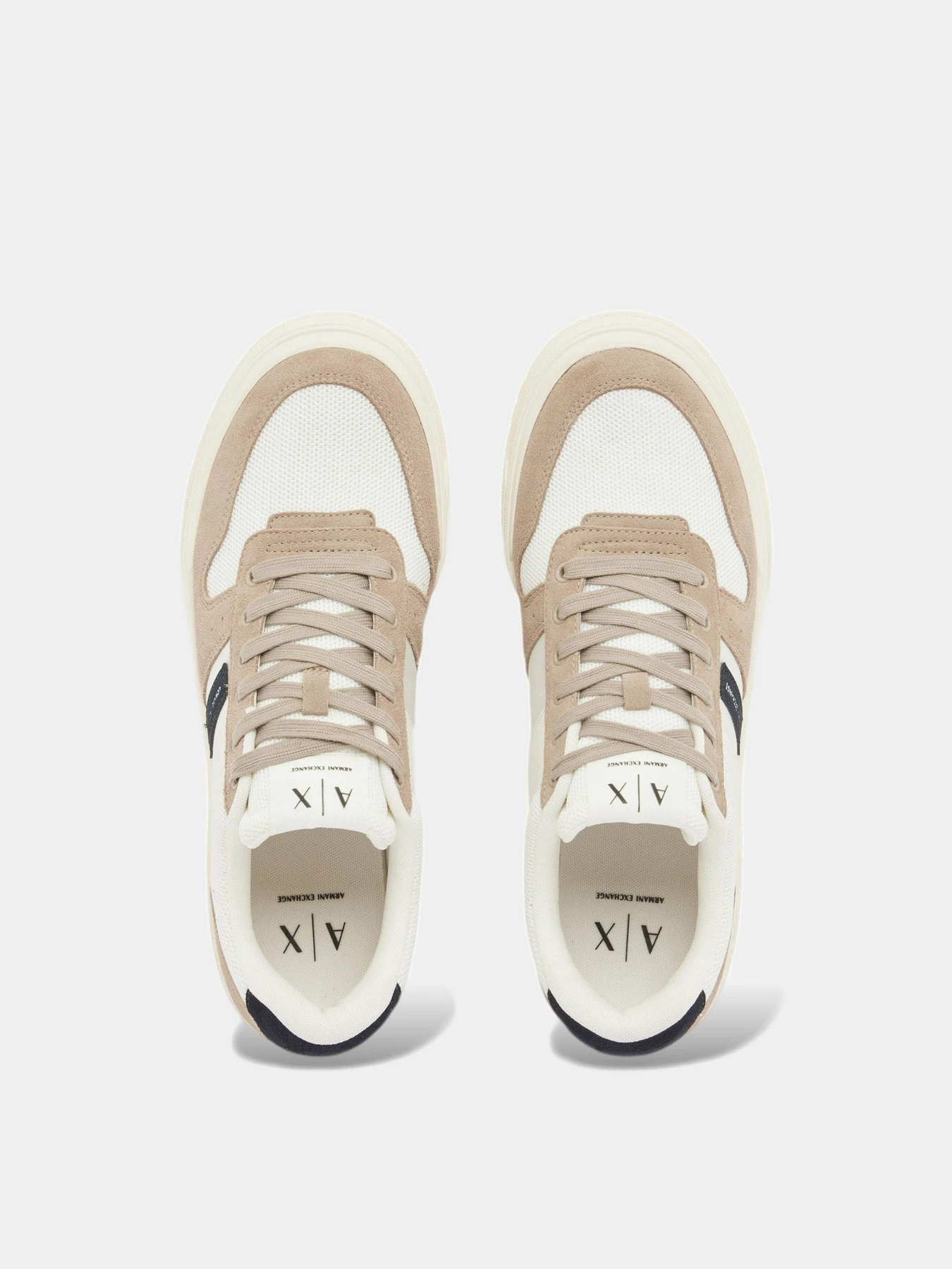 Кроссовки Armani Exchange модель XM002622-AF22773-M1314 Кроссовки Armani Exchange модель XM002622-AF22773-M1314 Фото