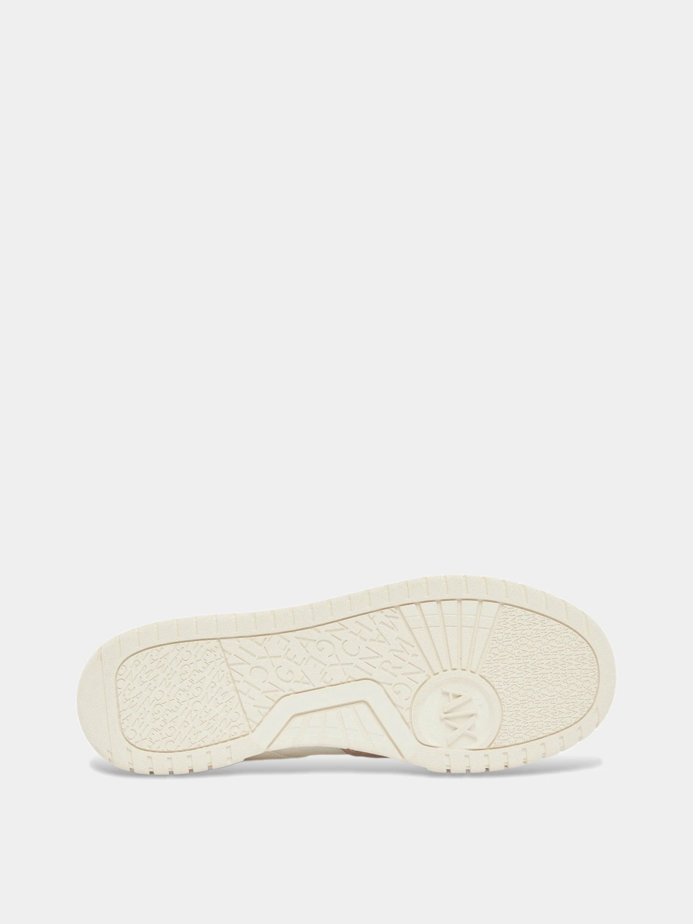 Кроссовки Armani Exchange модель XM002622-AF22773-M1314 Кроссовки Armani Exchange модель XM002622-AF22773-M1314 Фото