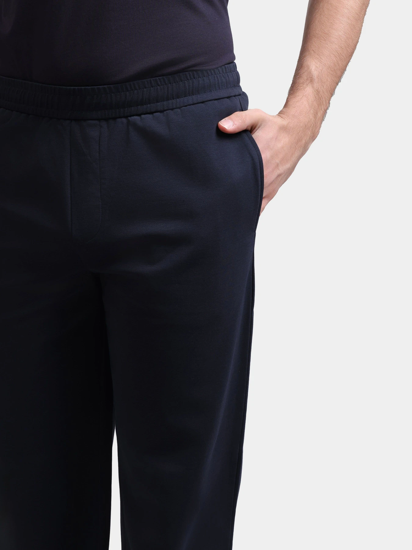 Брюки Armani Exchange модель XM002406-AF24579-UB101 Брюки Armani Exchange модель XM002406-AF24579-UB101 Фото