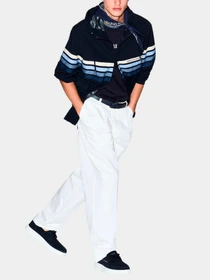 Куртки и дубленки Armani Exchange модель XM002243-AF22544-UB101 Фото