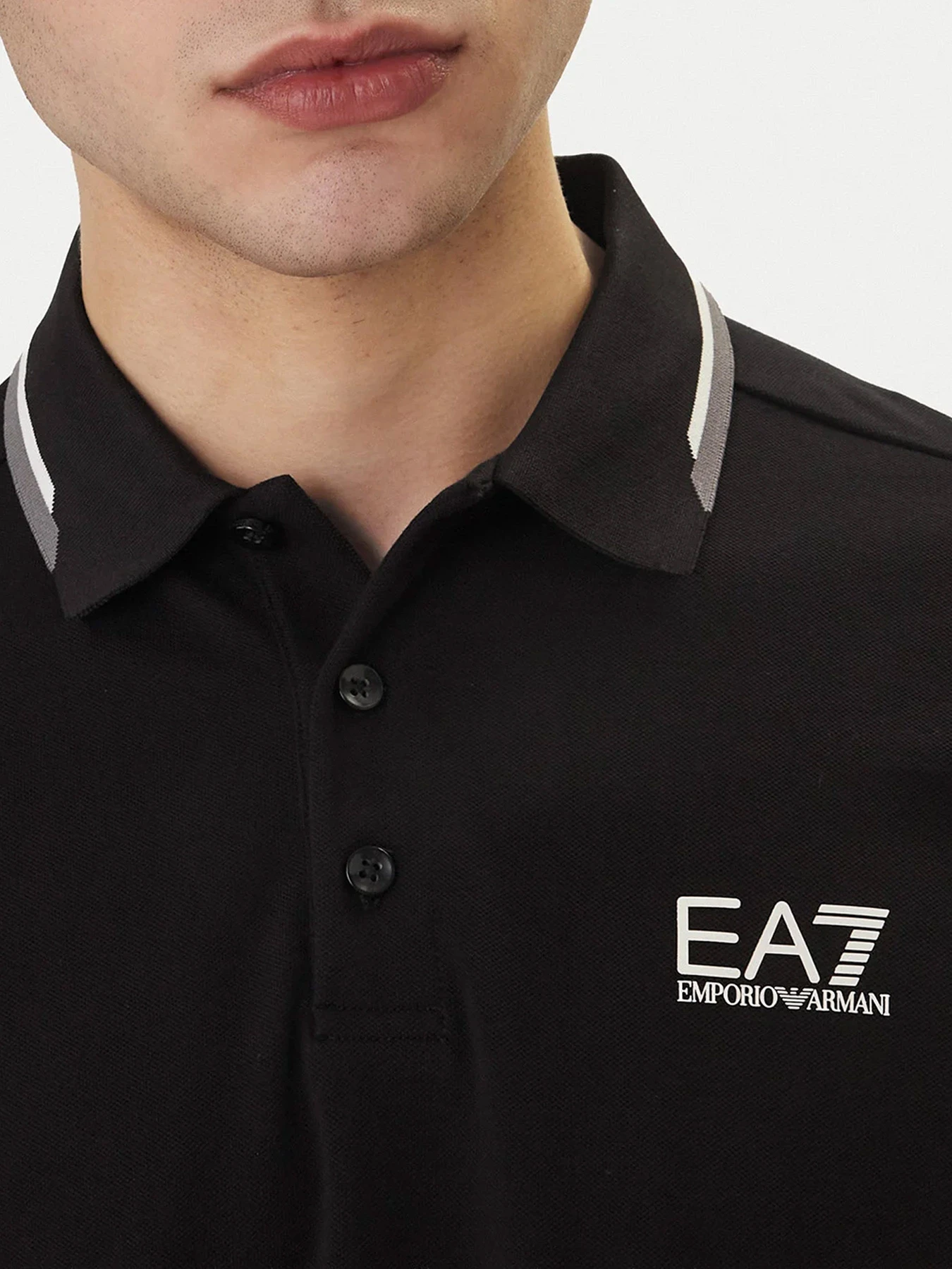 Футболки и поло EA7 модель 7M001604-AF13511-UC001 Футболки и поло EA7 модель 7M001604-AF13511-UC001 Фото