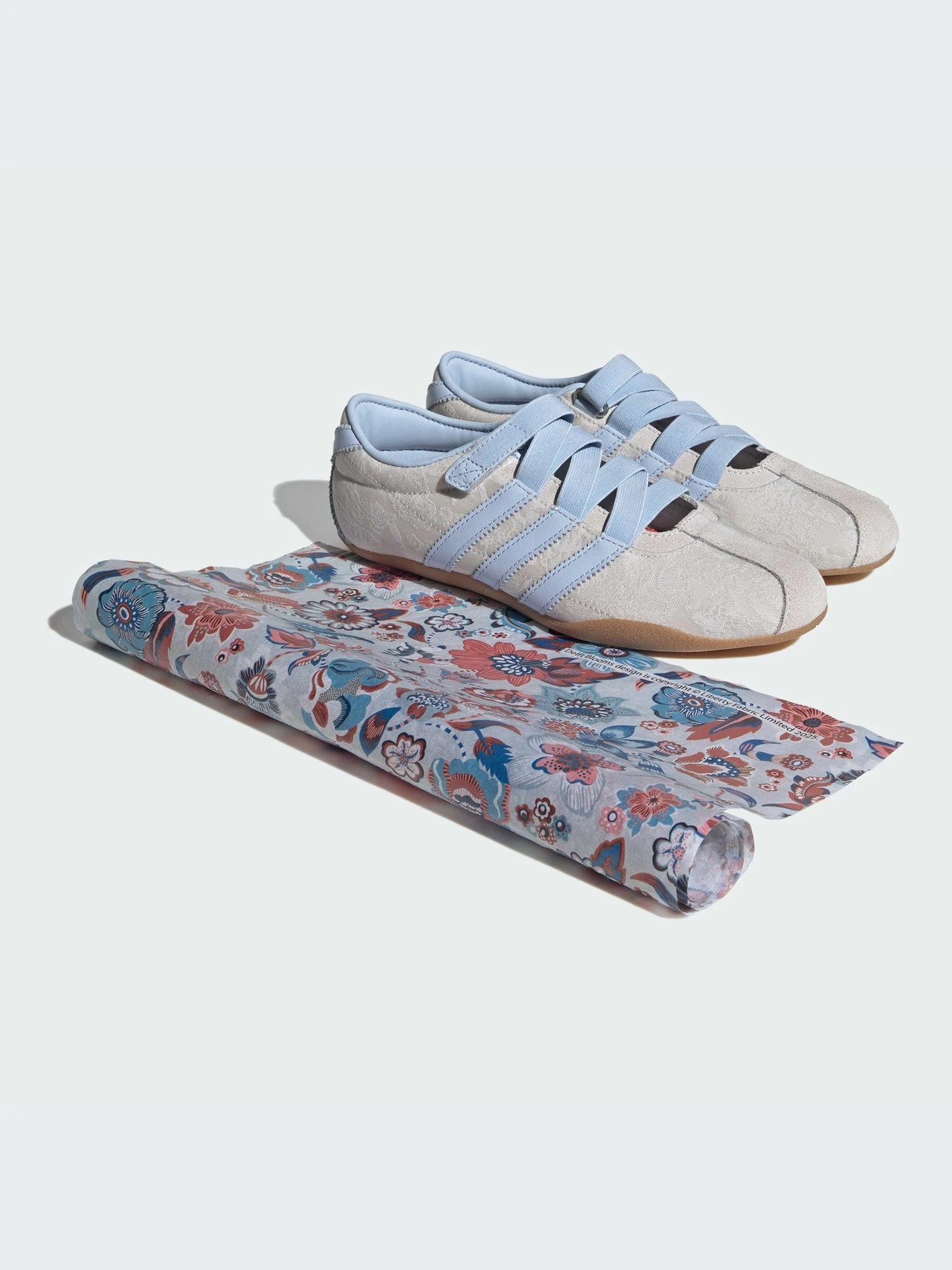 Кроссовки Adidas модель IH4532-KZ Кроссовки Adidas модель IH4532-KZ Фото