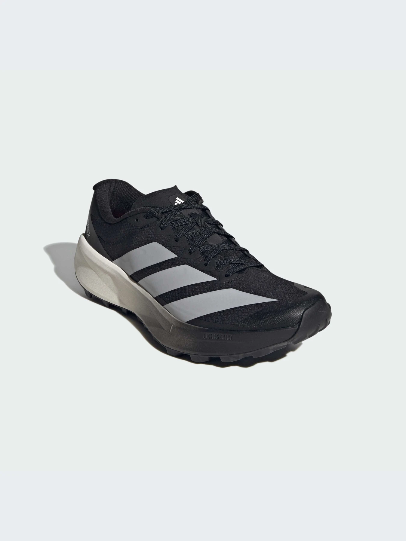 Кроссовки Adidas модель KJ8870-KZ Кроссовки Adidas модель KJ8870-KZ Фото