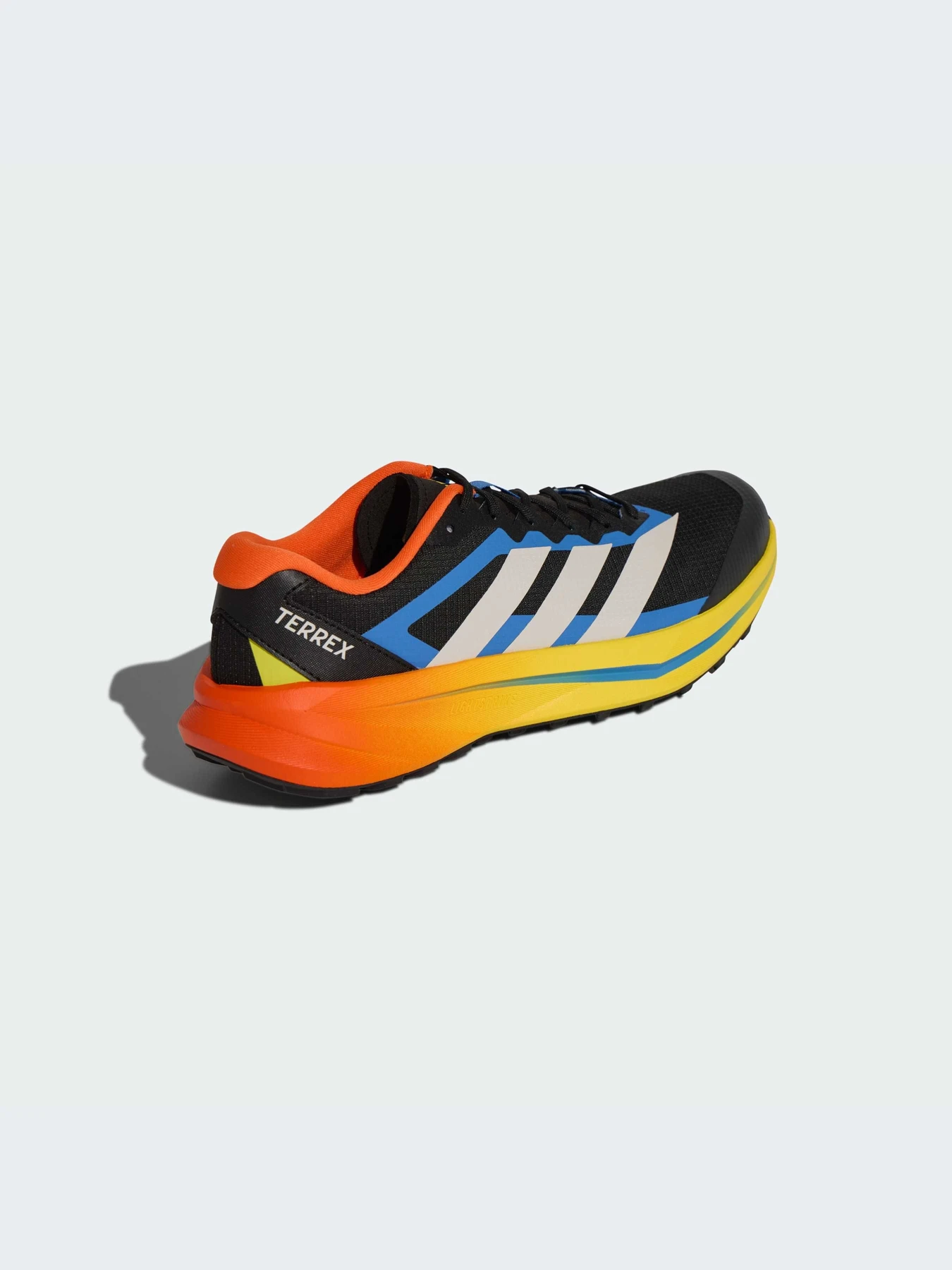 Кроссовки Adidas модель KK1877-KZ Кроссовки Adidas модель KK1877-KZ Фото