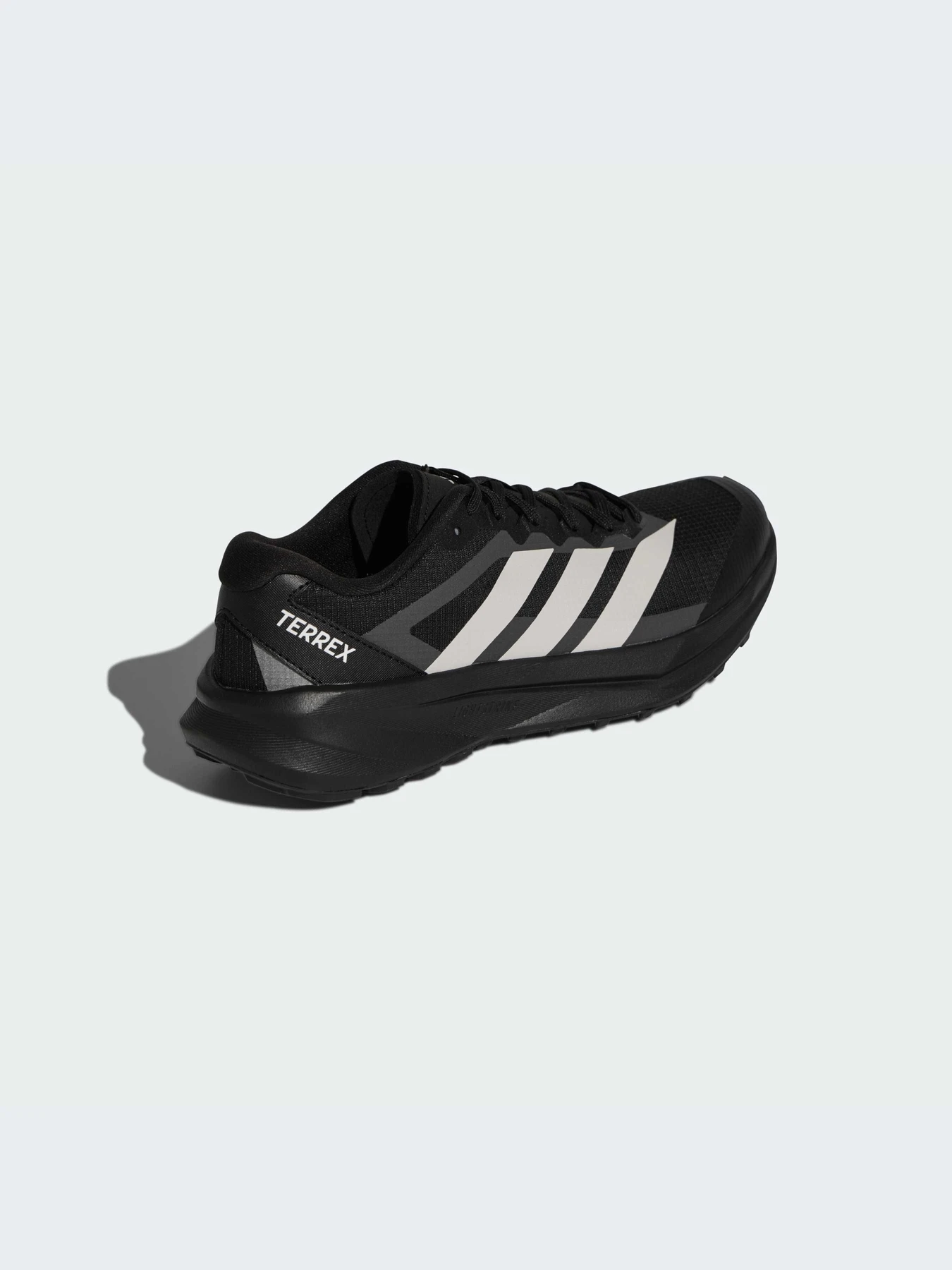 Кроссовки Adidas модель KK1873-KZ Кроссовки Adidas модель KK1873-KZ Фото
