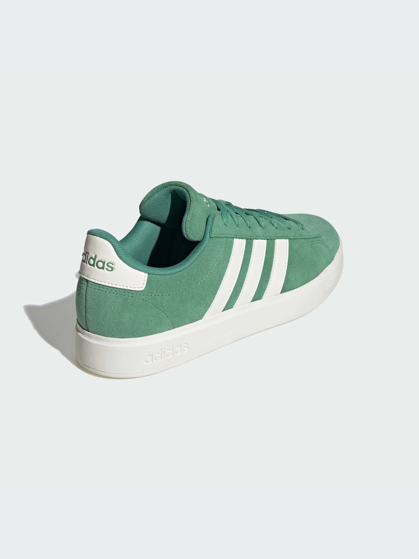Кроссовки Adidas модель IH2422-KZ Кроссовки Adidas модель IH2422-KZ Фото
