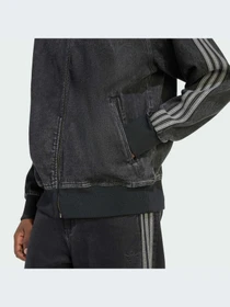 Куртки и дубленки Adidas модель KD1516-KZ Фото