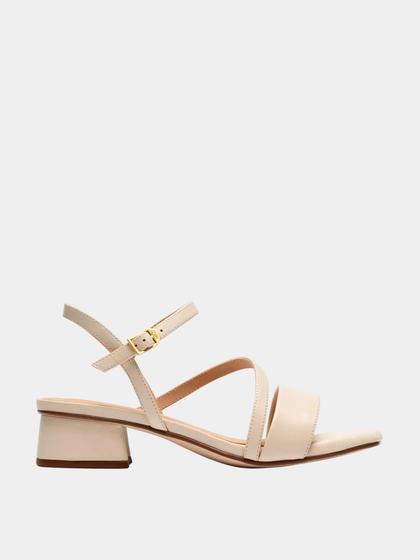 Босоножки Clarks модель 26186118 Босоножки Clarks модель 26186118 Фото
