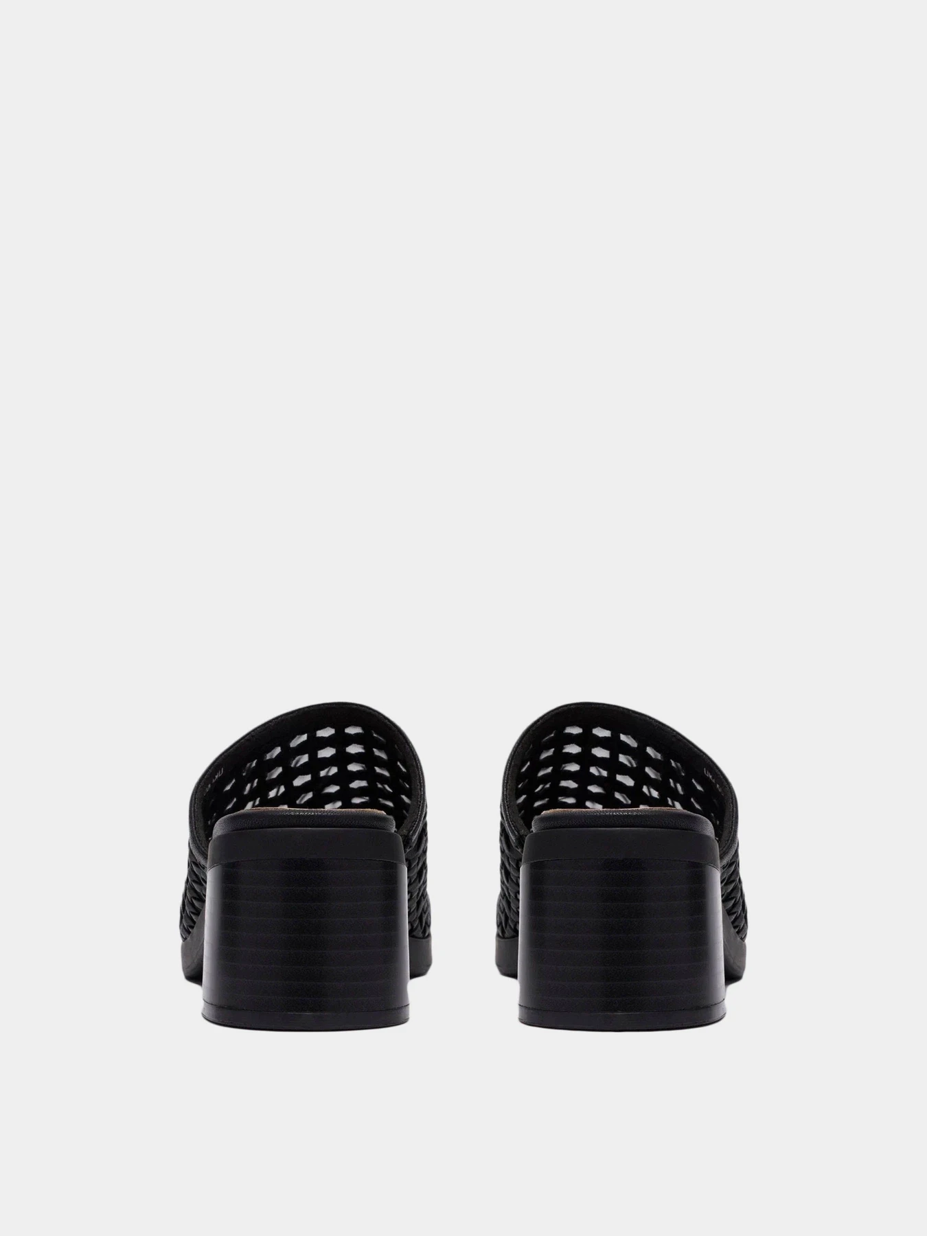Шлёпанцы Clarks модель 26186899 Шлёпанцы Clarks модель 26186899 Фото
