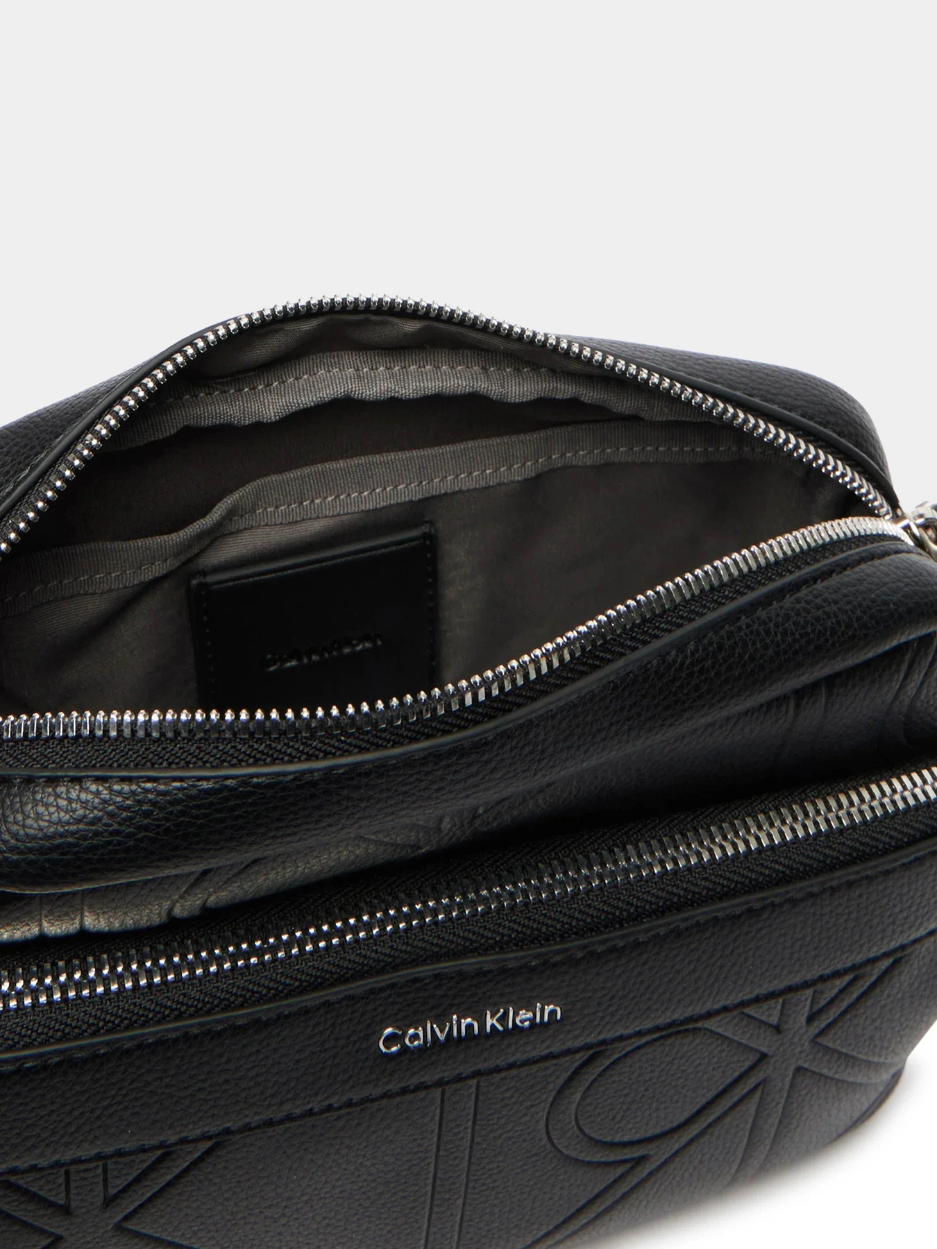Сумки Calvin Klein модель LV04D3330G-UB1 Сумки Calvin Klein модель LV04D3330G-UB1 Фото