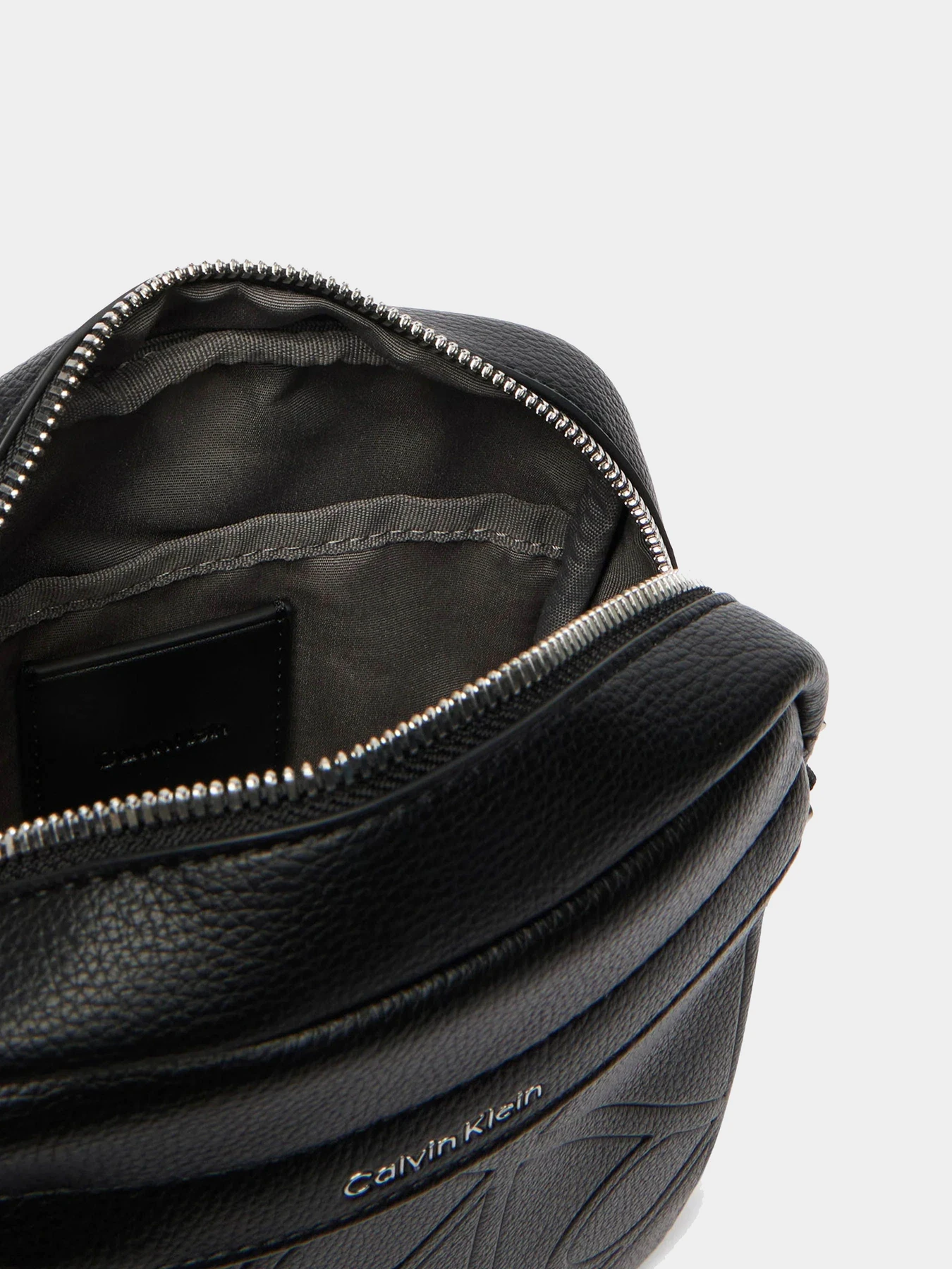 Сумки Calvin Klein модель LV04D3331G-UB1 Сумки Calvin Klein модель LV04D3331G-UB1 Фото