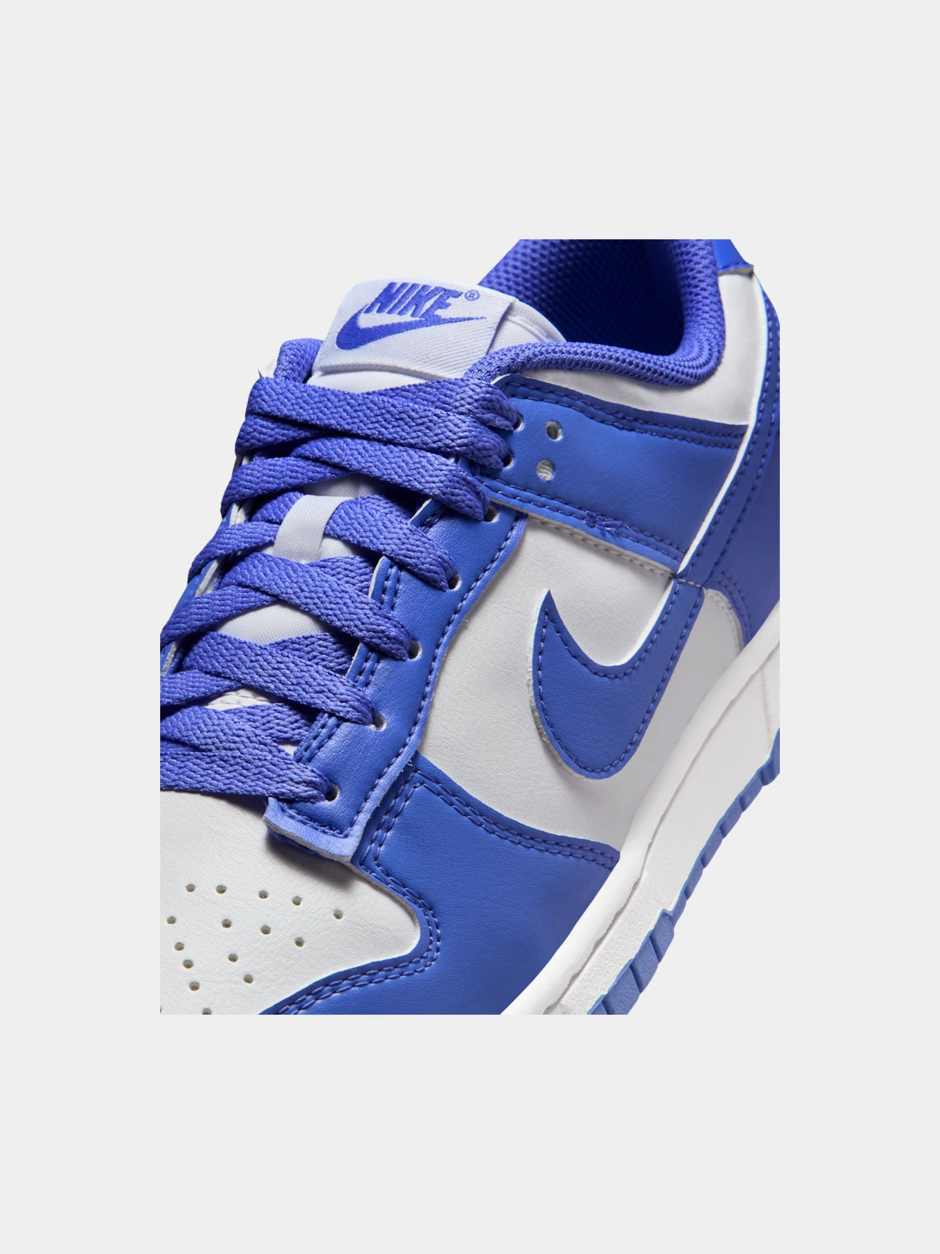 Кроссовки NIKE модель IM6572-102 Кроссовки NIKE модель IM6572-102 Фото