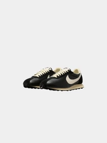 Кроссовки NIKE модель IM1651-001 Фото