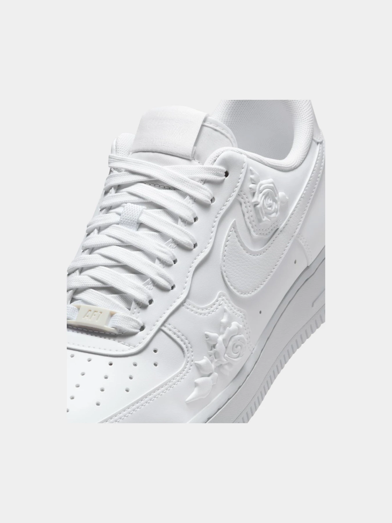 Кроссовки NIKE модель HF2016-100 Кроссовки NIKE модель HF2016-100 Фото