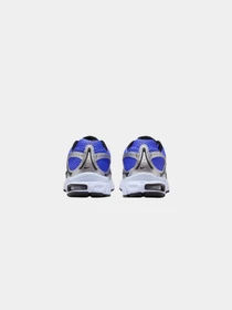 Кроссовки NIKE модель HQ2056-500 Фото