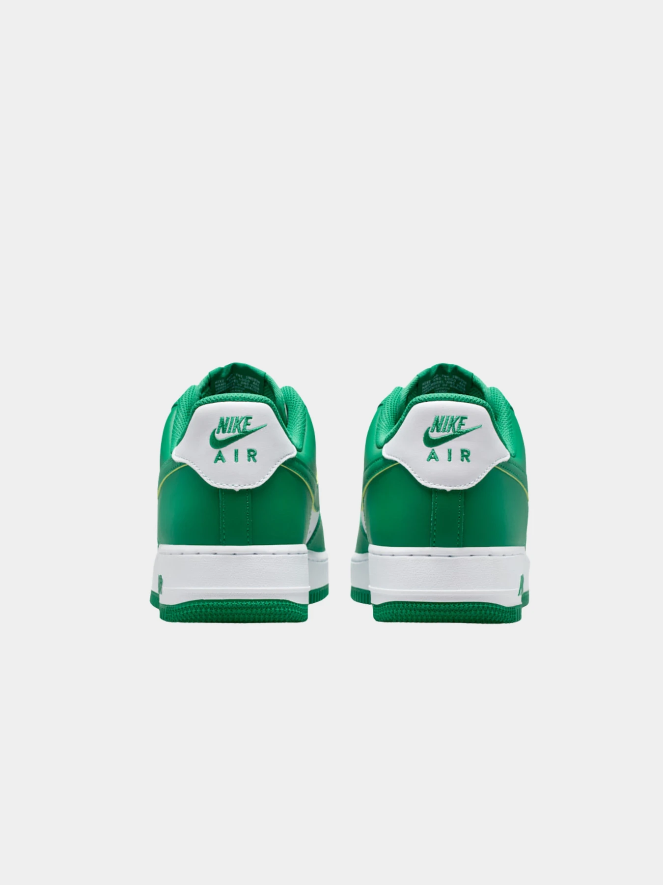 Кроссовки NIKE модель FJ4146-122 Кроссовки NIKE модель FJ4146-122 Фото