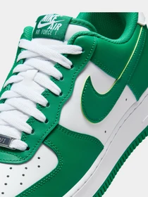 Кроссовки NIKE модель FJ4146-122 Фото