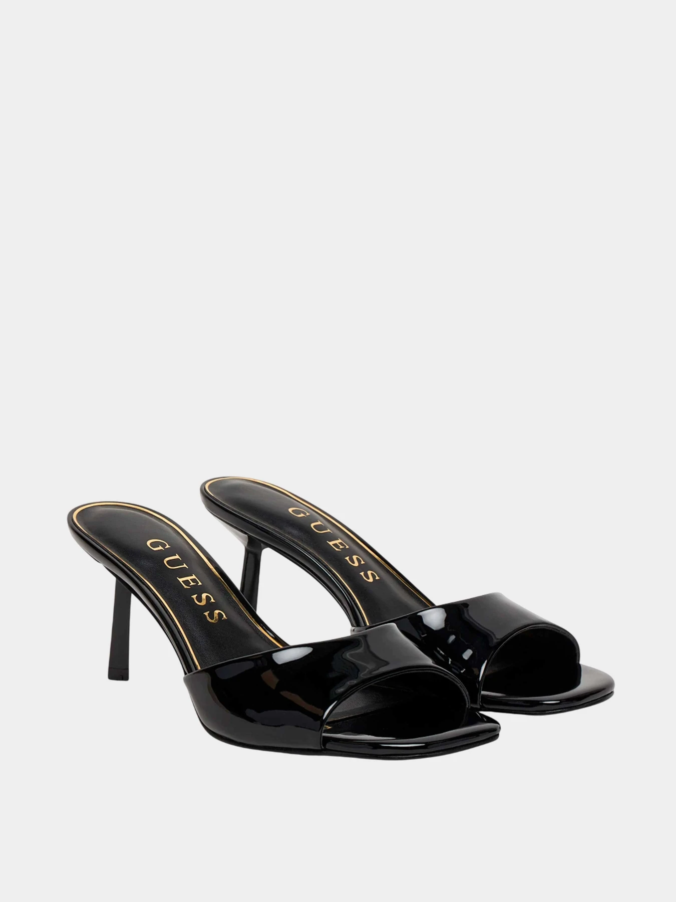 Шлёпанцы GUESS модель FLPCAI-PAF03-BLACK Шлёпанцы GUESS модель FLPCAI-PAF03-BLACK Фото