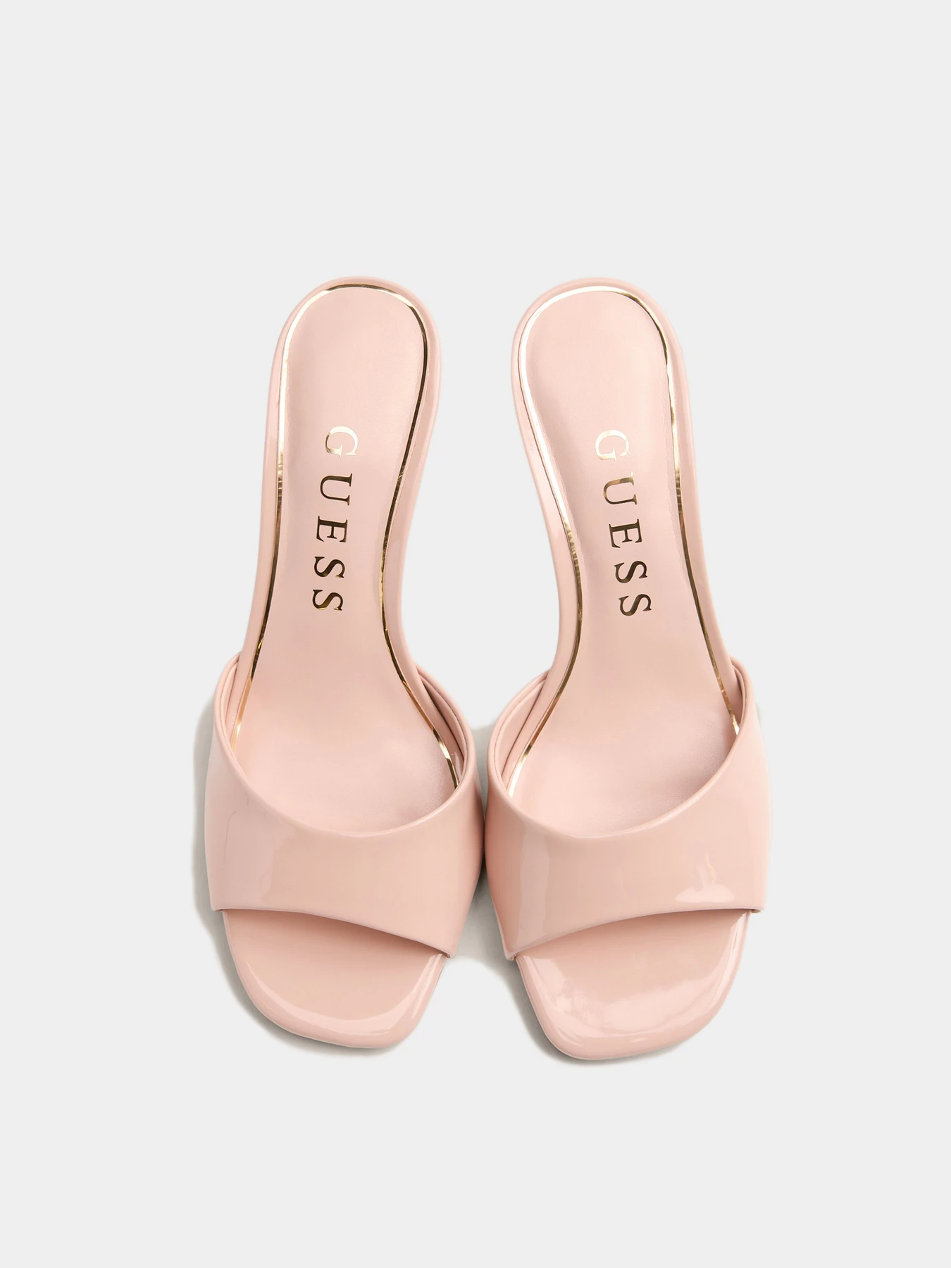Шлёпанцы GUESS модель FLPCAI-PAF03-BLUSH Шлёпанцы GUESS модель FLPCAI-PAF03-BLUSH Фото