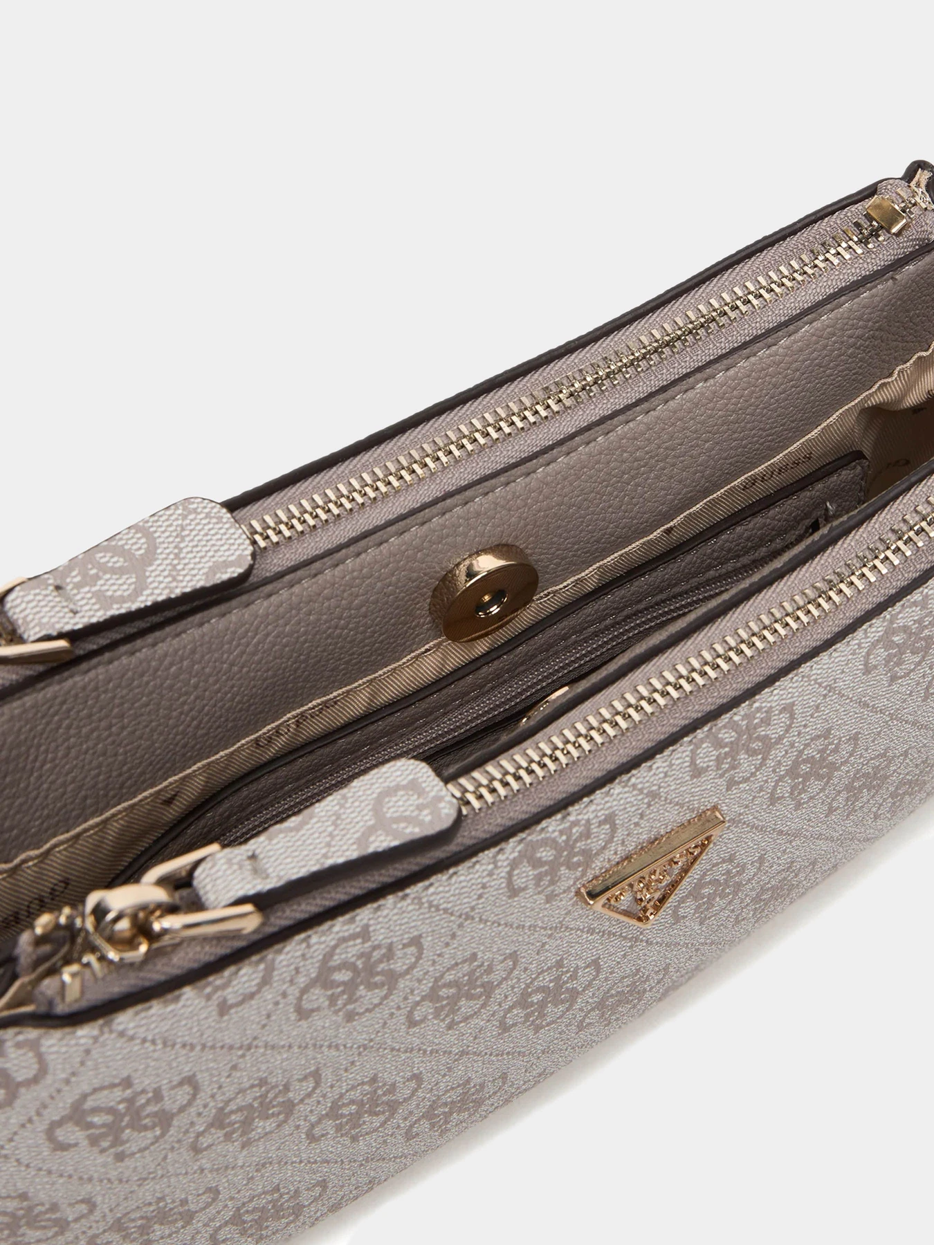 Сумки GUESS модель HWBG96-72730-DKO Сумки GUESS модель HWBG96-72730-DKO Фото