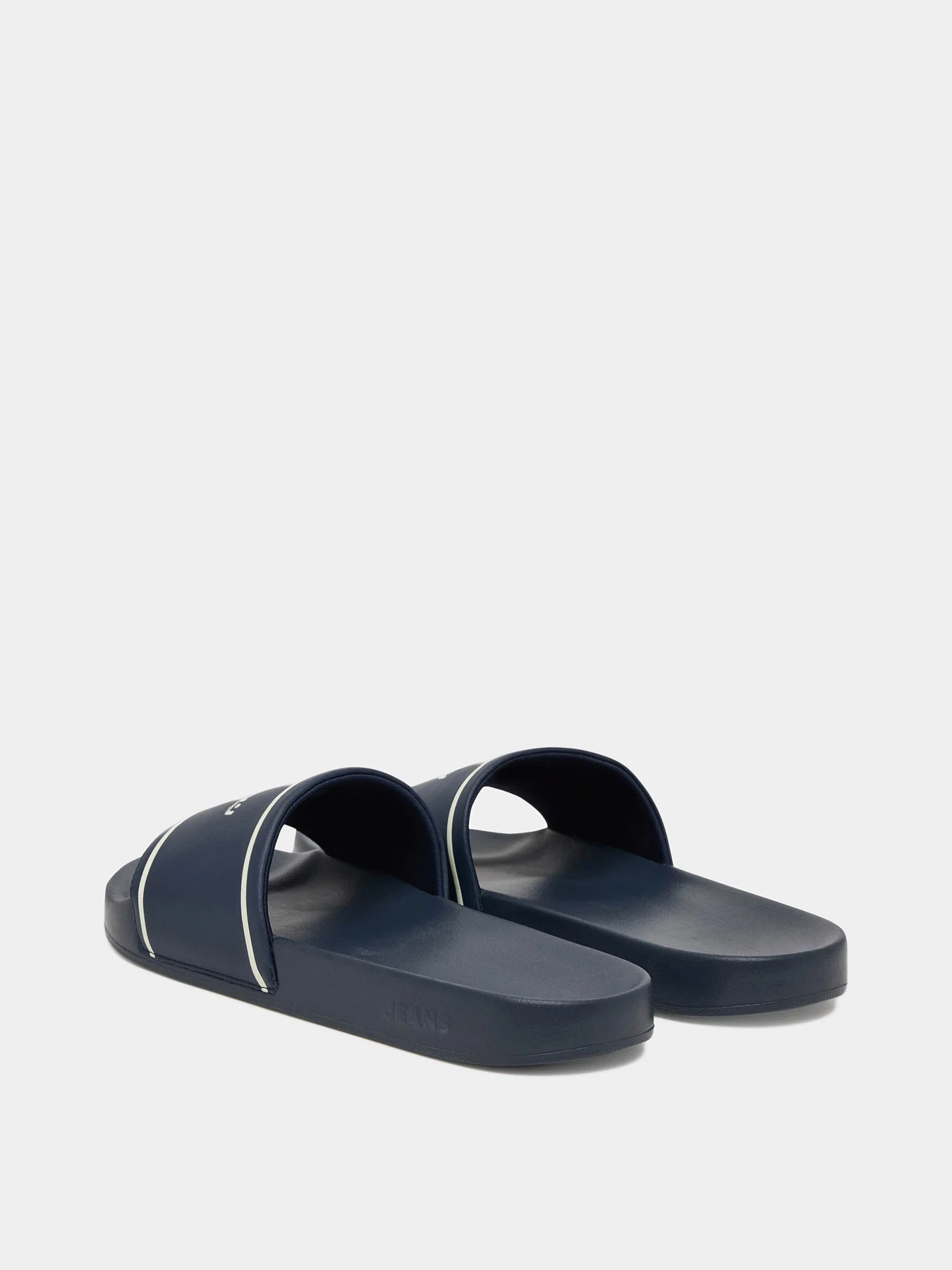Шлёпанцы Tommy Hilfiger модель EM0EM01723-C1G Шлёпанцы Tommy Hilfiger модель EM0EM01723-C1G Фото