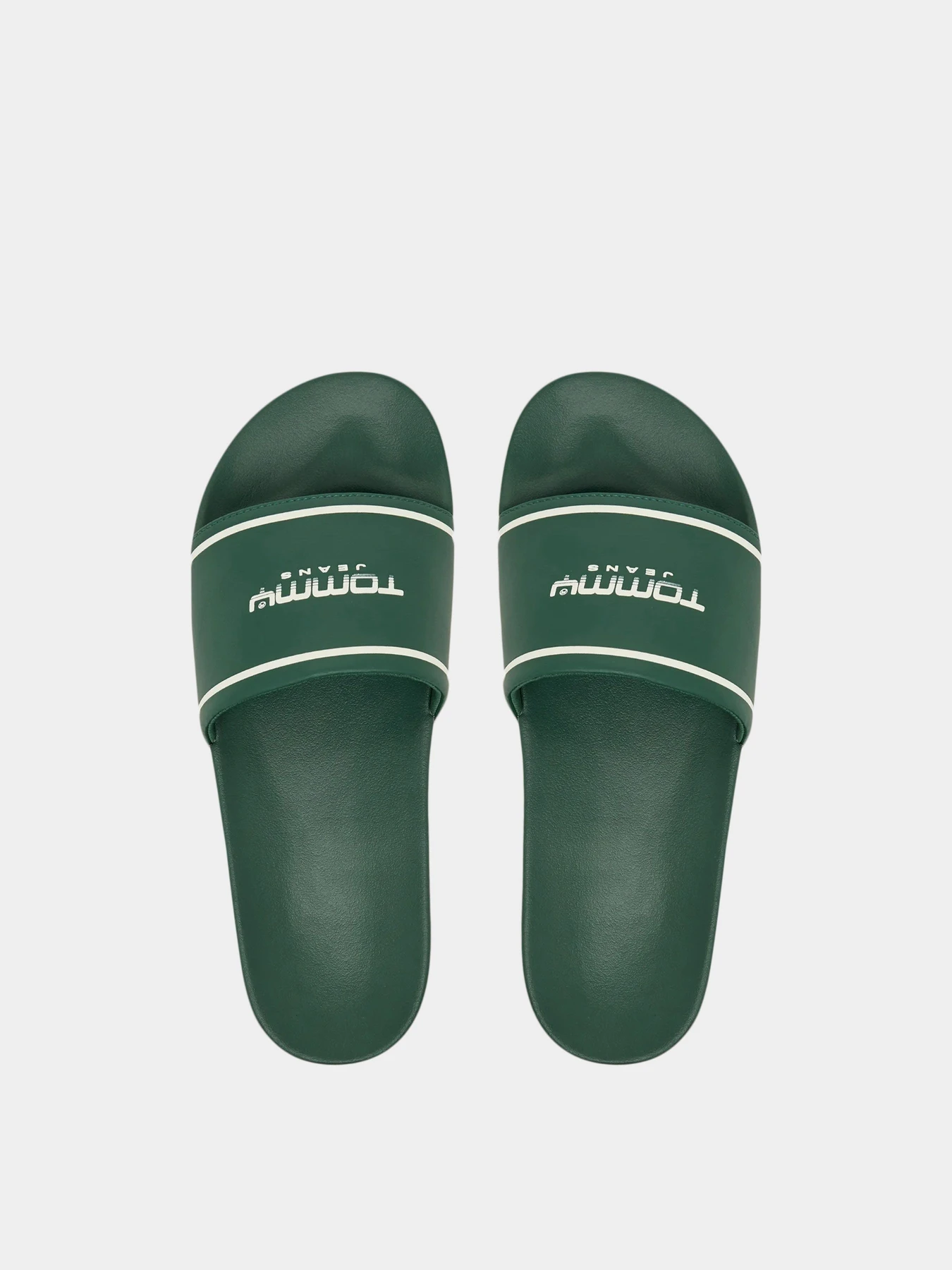Шлёпанцы Tommy Hilfiger модель EM0EM01723-MBL Шлёпанцы Tommy Hilfiger модель EM0EM01723-MBL Фото