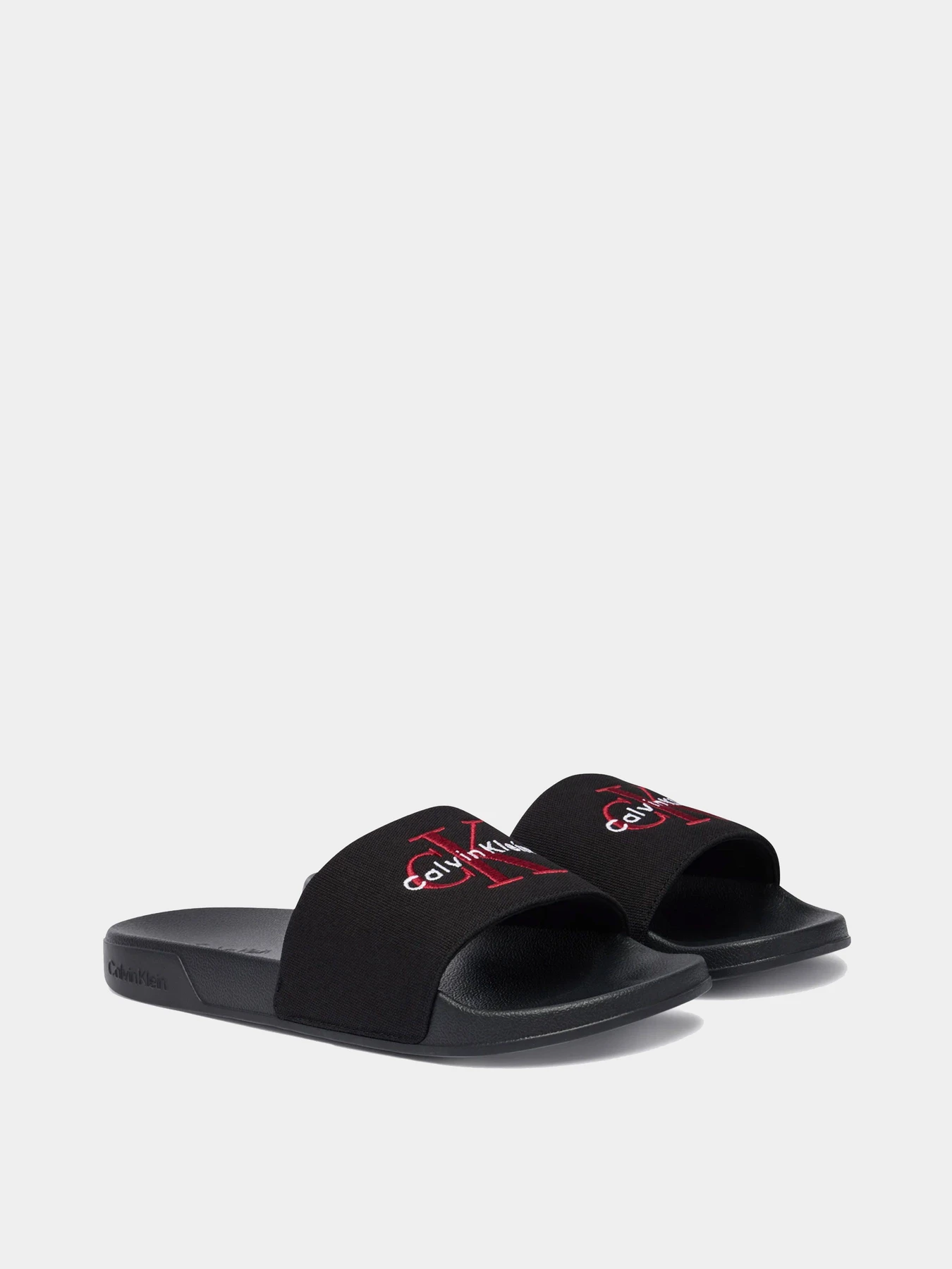 Шлёпанцы Calvin Klein модель YM0YM01393-0KQ Шлёпанцы Calvin Klein модель YM0YM01393-0KQ Фото
