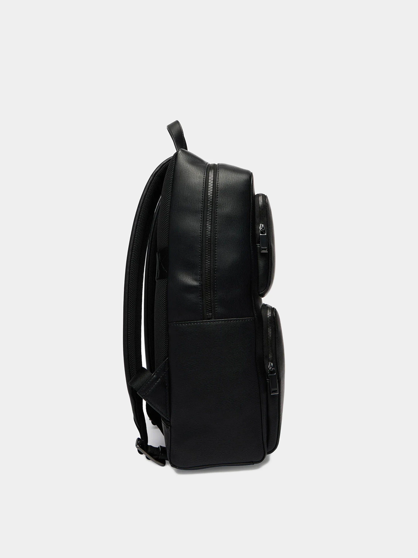Рюкзаки Calvin Klein модель LV04D3289G-UB1 Рюкзаки Calvin Klein модель LV04D3289G-UB1 Фото