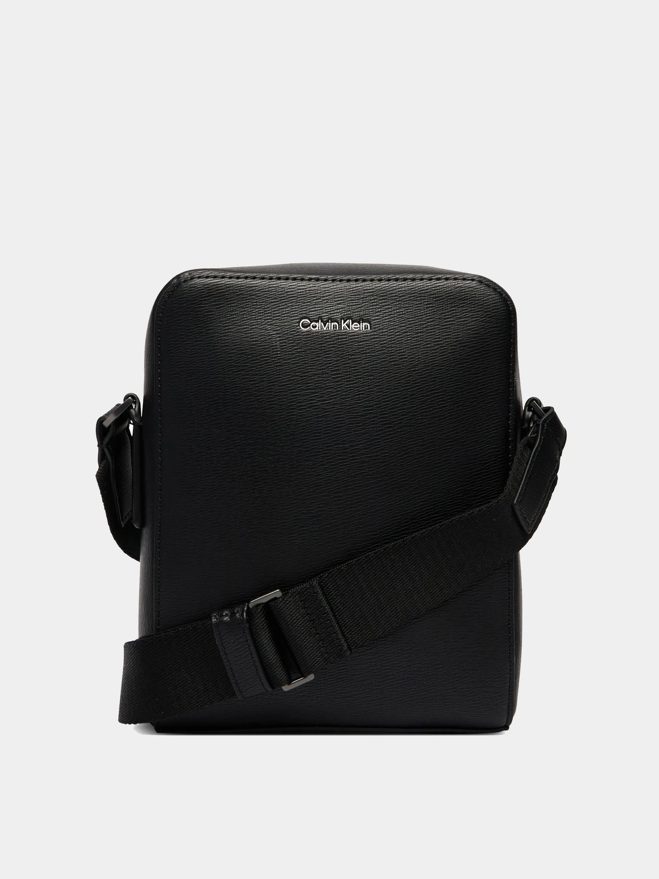 Сумки Calvin Klein модель LV04D3293G-UB1 Сумки Calvin Klein модель LV04D3293G-UB1 Фото
