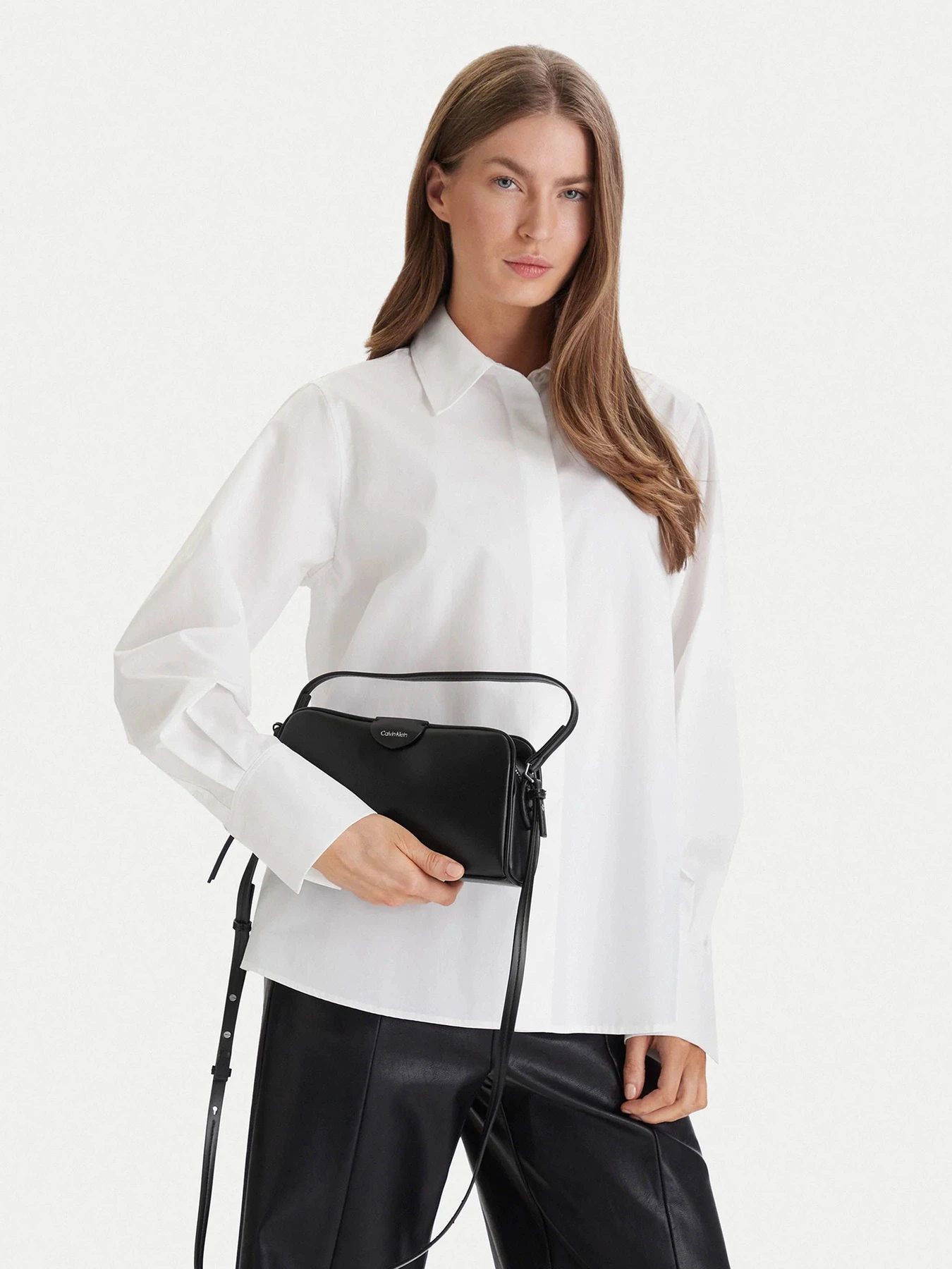 Сумки Calvin Klein модель LV04F3370G-UB1 Фото