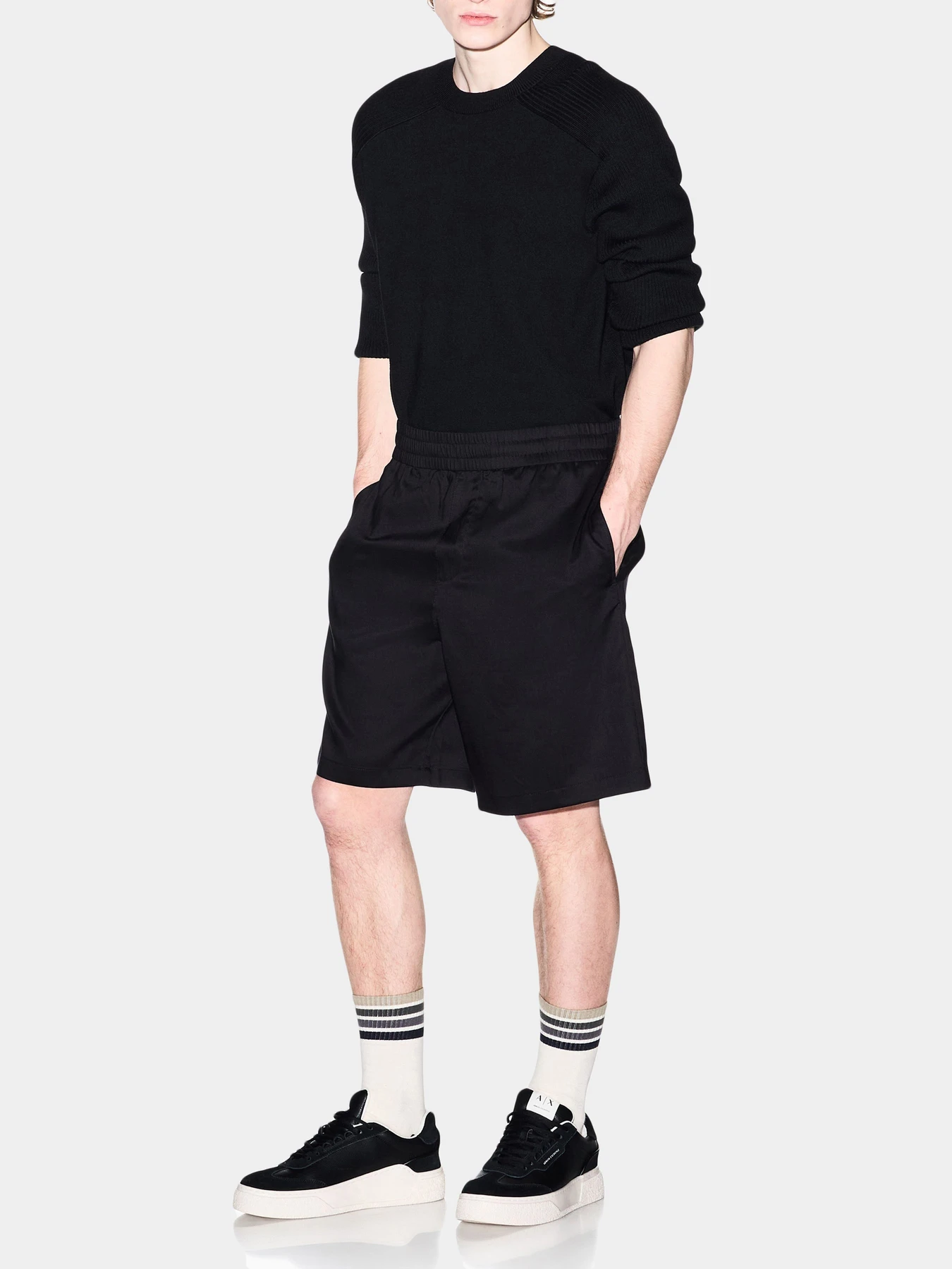 Шорты Armani Exchange модель XM002299-AF22715-UC001 Шорты Armani Exchange модель XM002299-AF22715-UC001 Фото