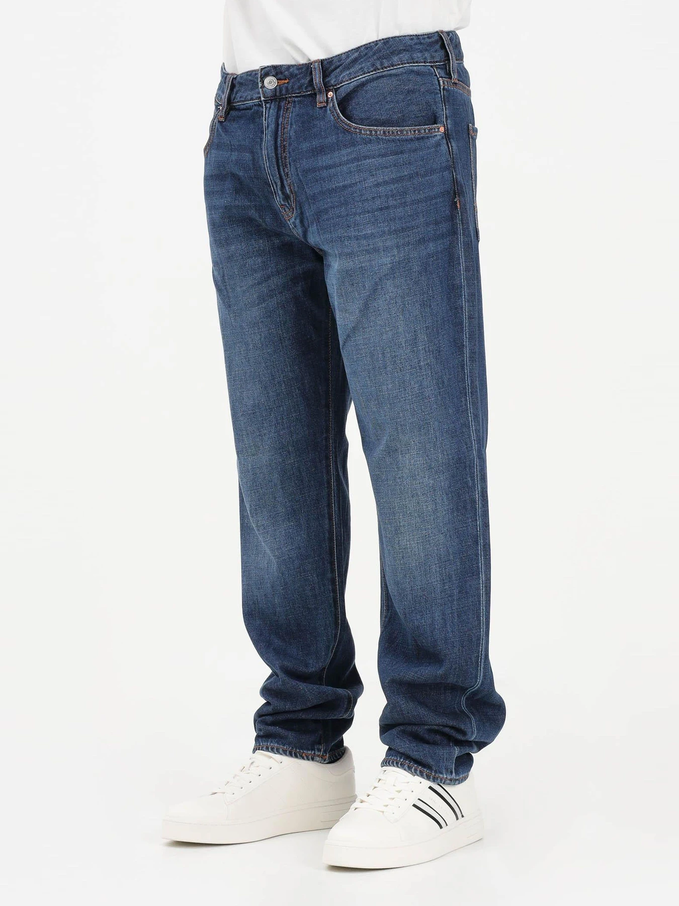 Джинсы Armani Exchange модель XM000049-AF22564-MB001 Джинсы Armani Exchange модель XM000049-AF22564-MB001 Фото