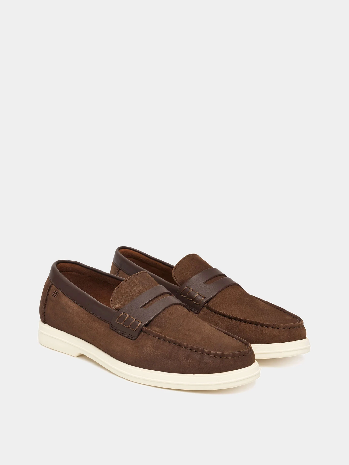 Туфли и лоферы Tommy Hilfiger модель FM0FM05785-GV0 Туфли и лоферы Tommy Hilfiger модель FM0FM05785-GV0 Фото