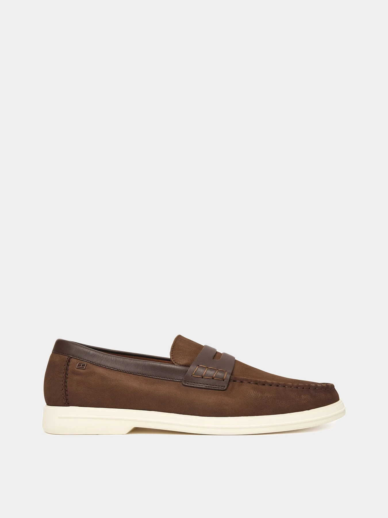 Туфли и лоферы Tommy Hilfiger модель FM0FM05785-GV0 Туфли и лоферы Tommy Hilfiger модель FM0FM05785-GV0 Фото