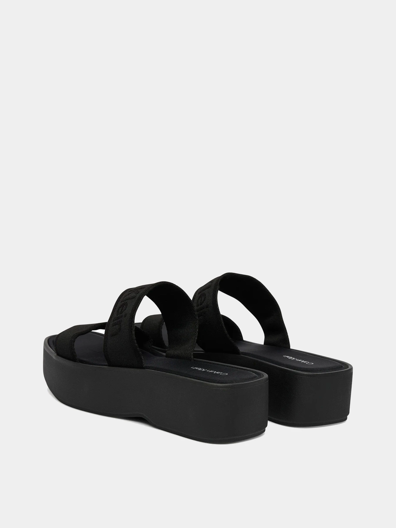 Шлёпанцы Calvin Klein модель HW0HW02878-0GJ Шлёпанцы Calvin Klein модель HW0HW02878-0GJ Фото