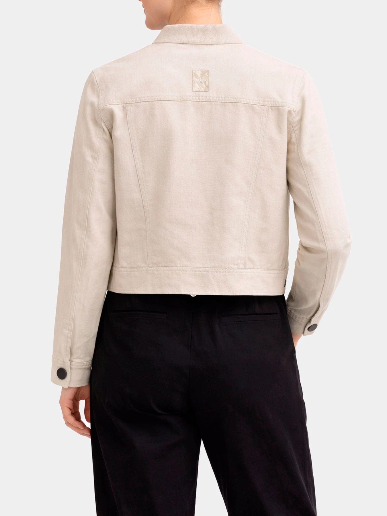 Куртки и дубленки Armani Exchange модель XW002004-AF18863-U6275 Куртки и дубленки Armani Exchange модель XW002004-AF18863-U6275 Фото
